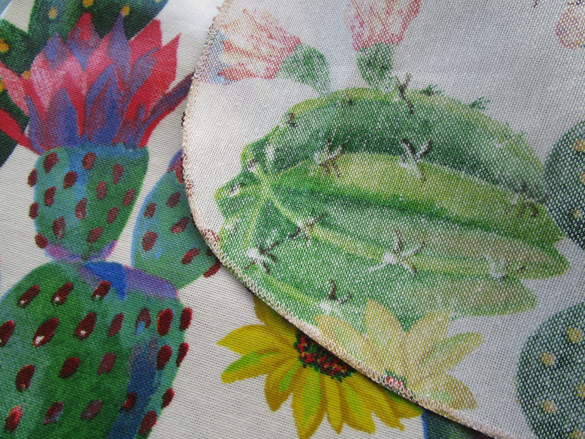 Mantel de algodón plastificado con diseño de cactus 100 % impermeable - Todas las medidas - Fabricado en Italia - Dimensiones: 140 x 180 cm