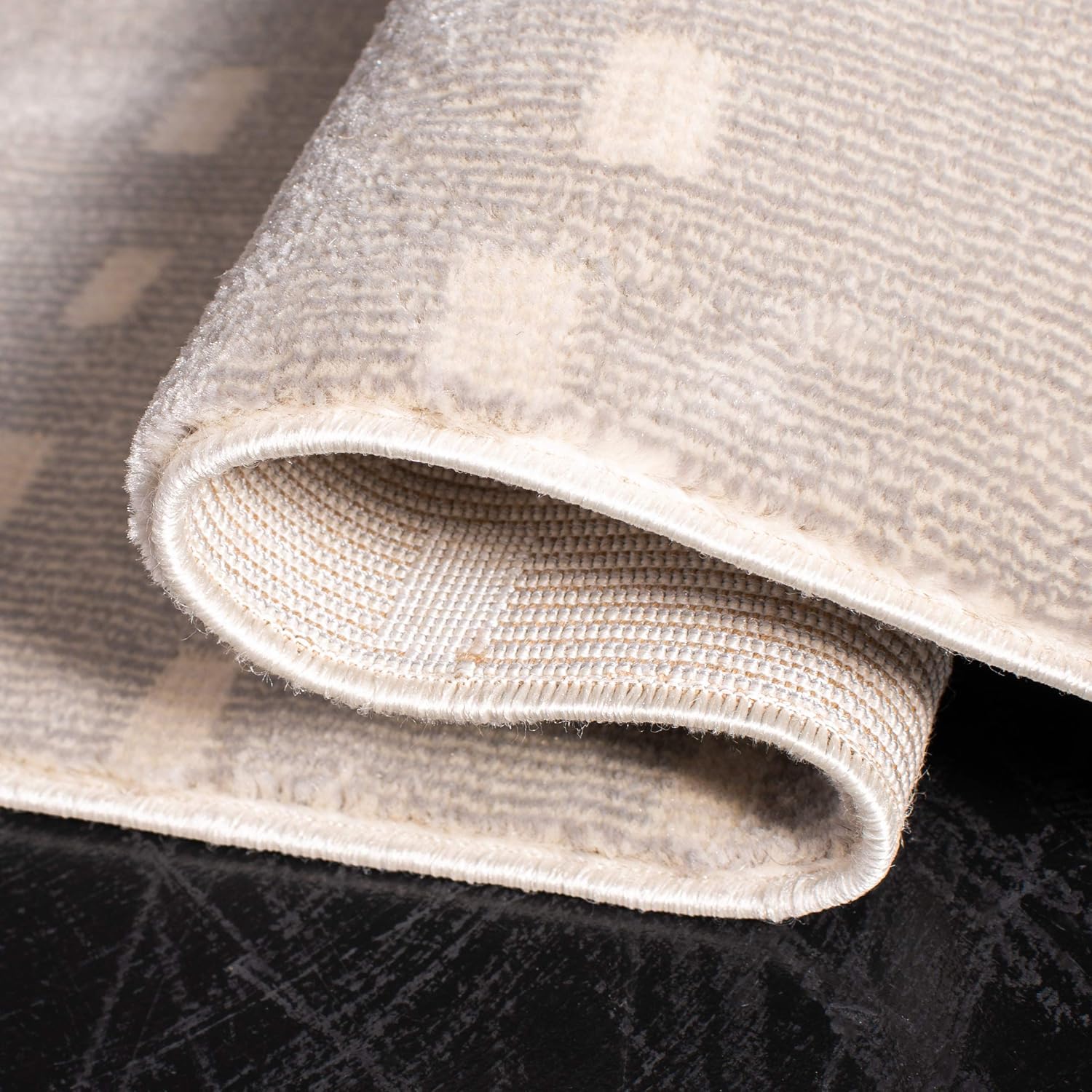 SAFAVIEH Orwell Collection Runner Rug - 2'2" x 7', Grey & Ivory, Mid-Century Modern Abstract Design, Non-Shedding & Easy Care, Ideal for High Traffic Areas in Living Room, Bedroom (ORW305F)