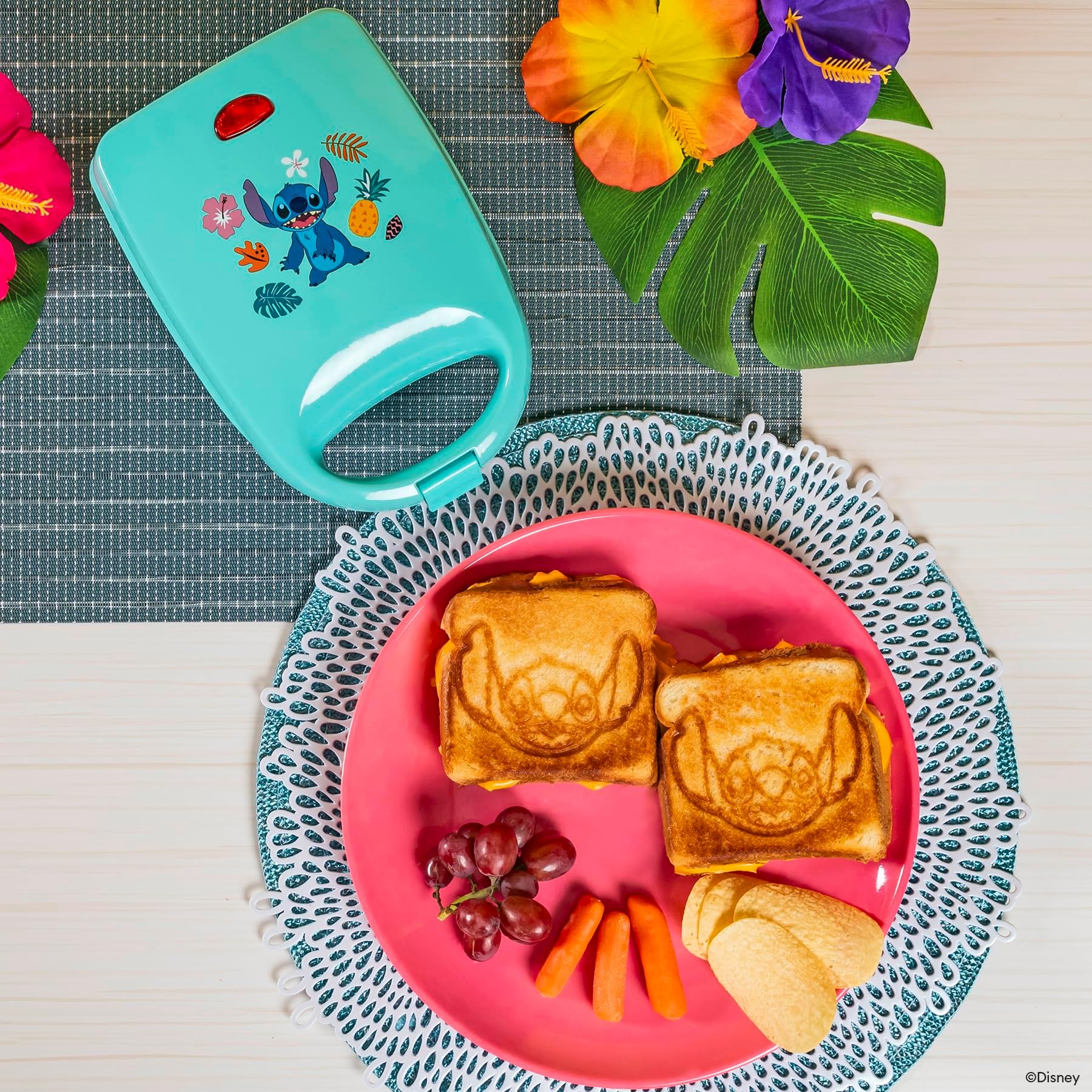 Uncanny Brands Disney Lilo and Stitch Single Sandwich Maker - Small Kitchen Appliance