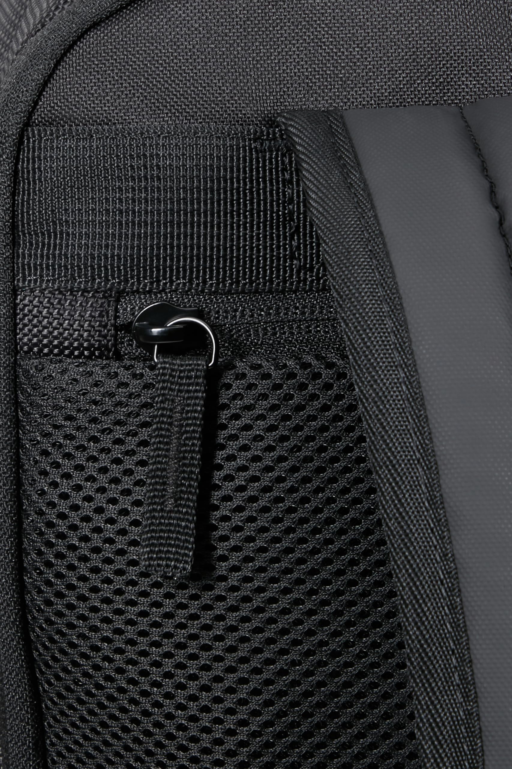 American Tourister Take2Cabin Pro - Borsa da cabina EasyJet (45 x 36 x 20 cm, 38 L, 0,80 kg) - Bagaglio a mano Underseat, Zaino aereo M Underseat, Nero Flash (Flash Black)