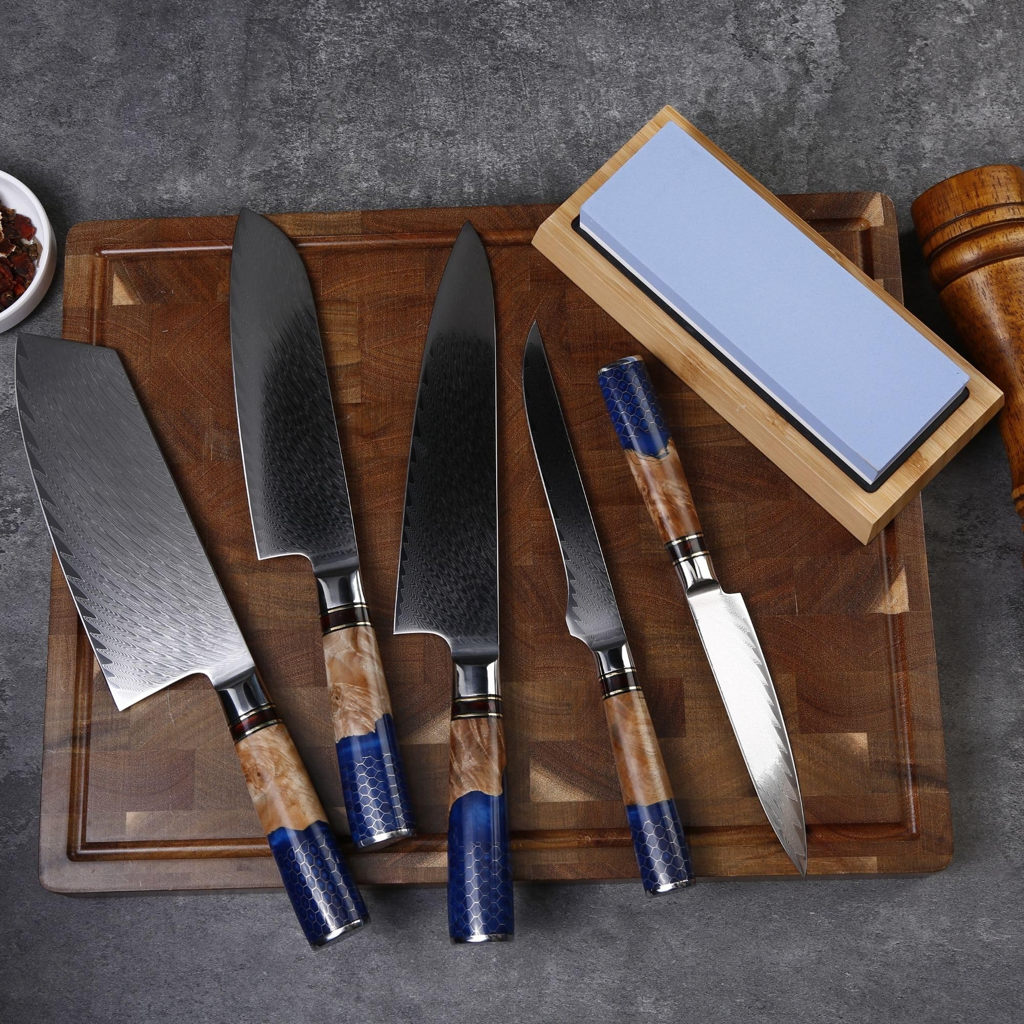 Set de cuchillos de acero de Damasco con piedra de afilar incluida Juego cuchillos cocina japoneses de acero de Damasco Cuchillos damasco profesionales para todo tipo de cocineros (Set 5 + afilador)