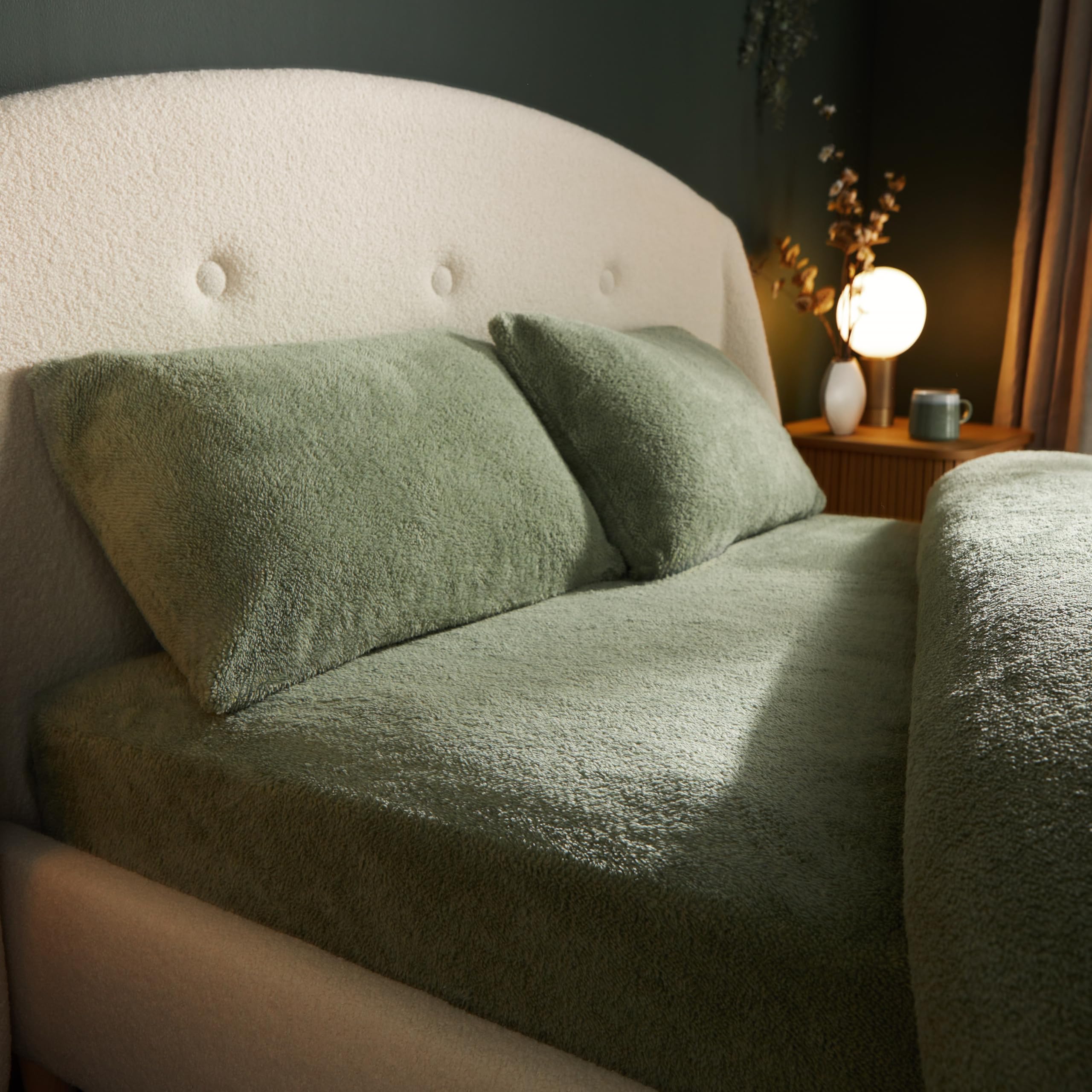 Silentnight Teddy Fleece Bedding - Teddy Bear Fleece Bottom Sheet Duvet Set Warm Cosy Fluffy Winter (Sage, King, Fitted Sheet)