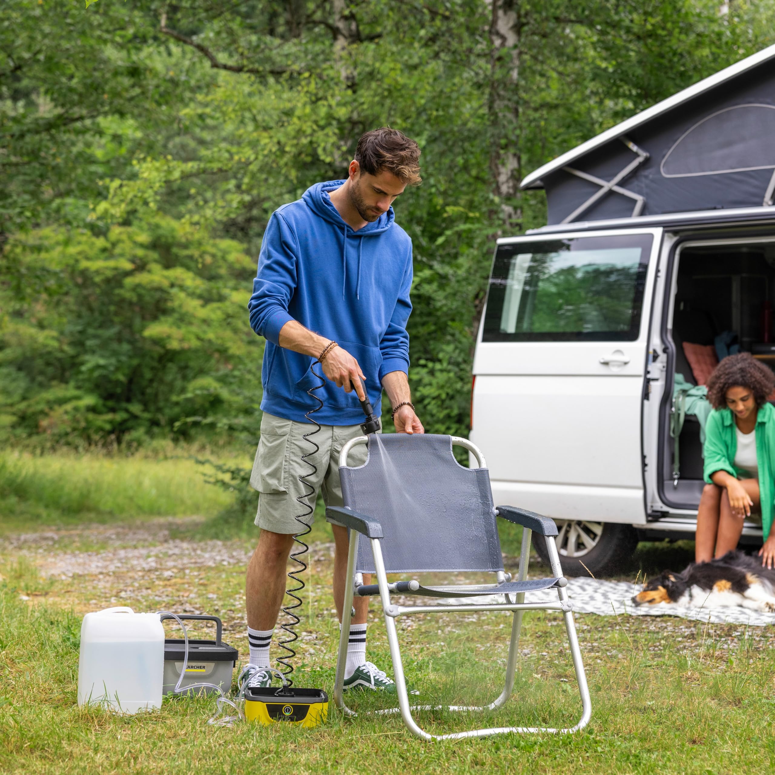 Kärcher Mobile Outdoor Cleaner OC 4 + Adventure, Fördermenge: 2 l/min, Gewicht: 3,7 kg, Wassertank: 8 l, Lithium-Ionen-Akku, Spiralschlauch, Gerätefilter, Abnehmbarer Wassertank, Multi Jet 4-in-1