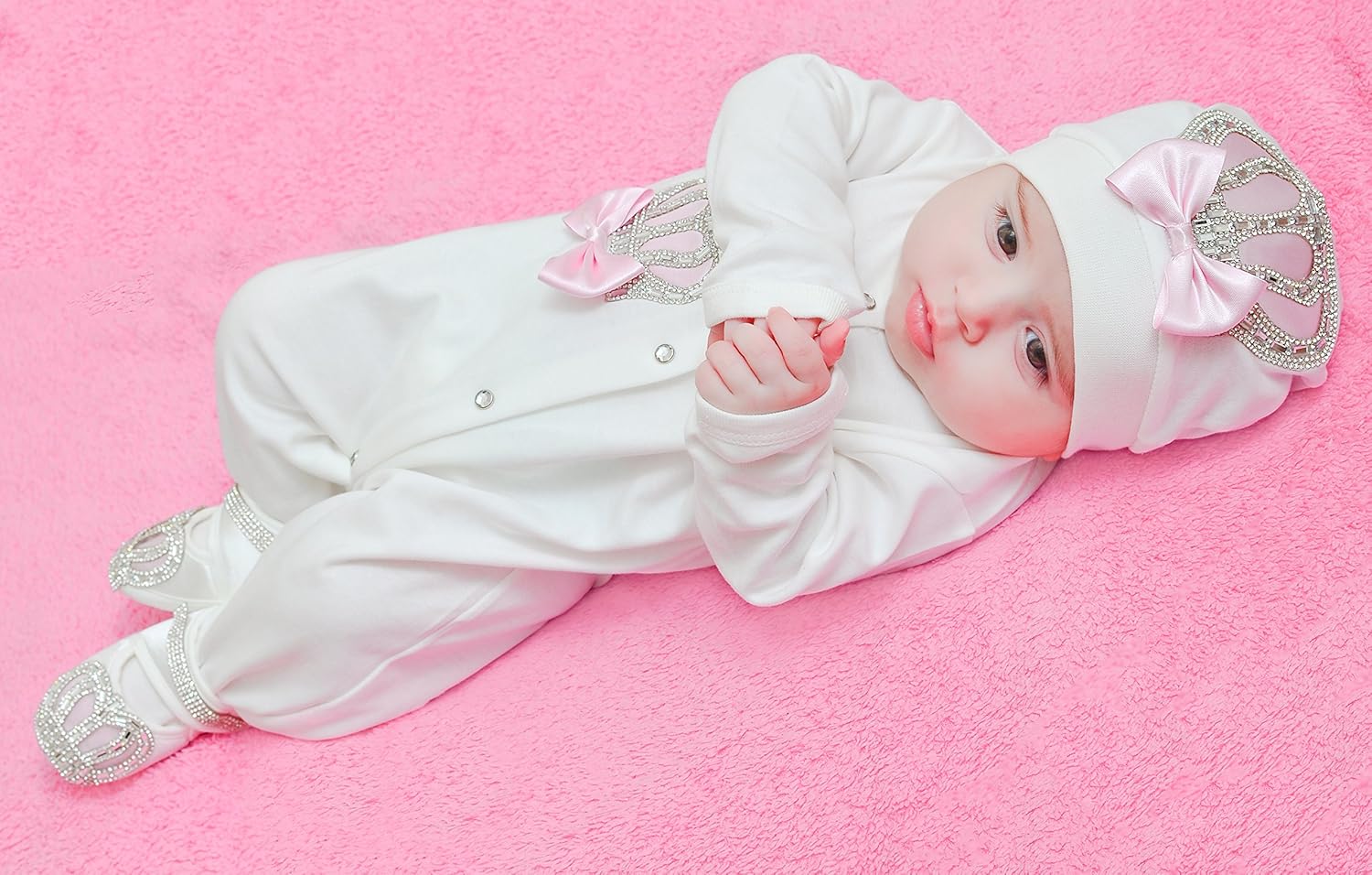 Lilax Baby Girl Jewels Crown Layette 4 Piece Gift Set Pink - Image 2