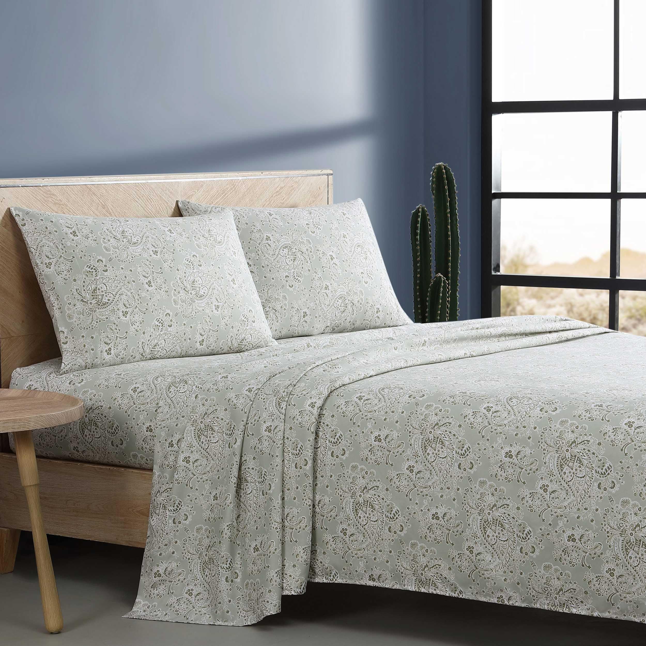 Wrangler Zestaw pościeli typu king-size, jedwabisty i lekki zestaw pościeli, wystrój domu Paisley, certyfikat Öko-Tex (Prairieland Paisley Green, King)