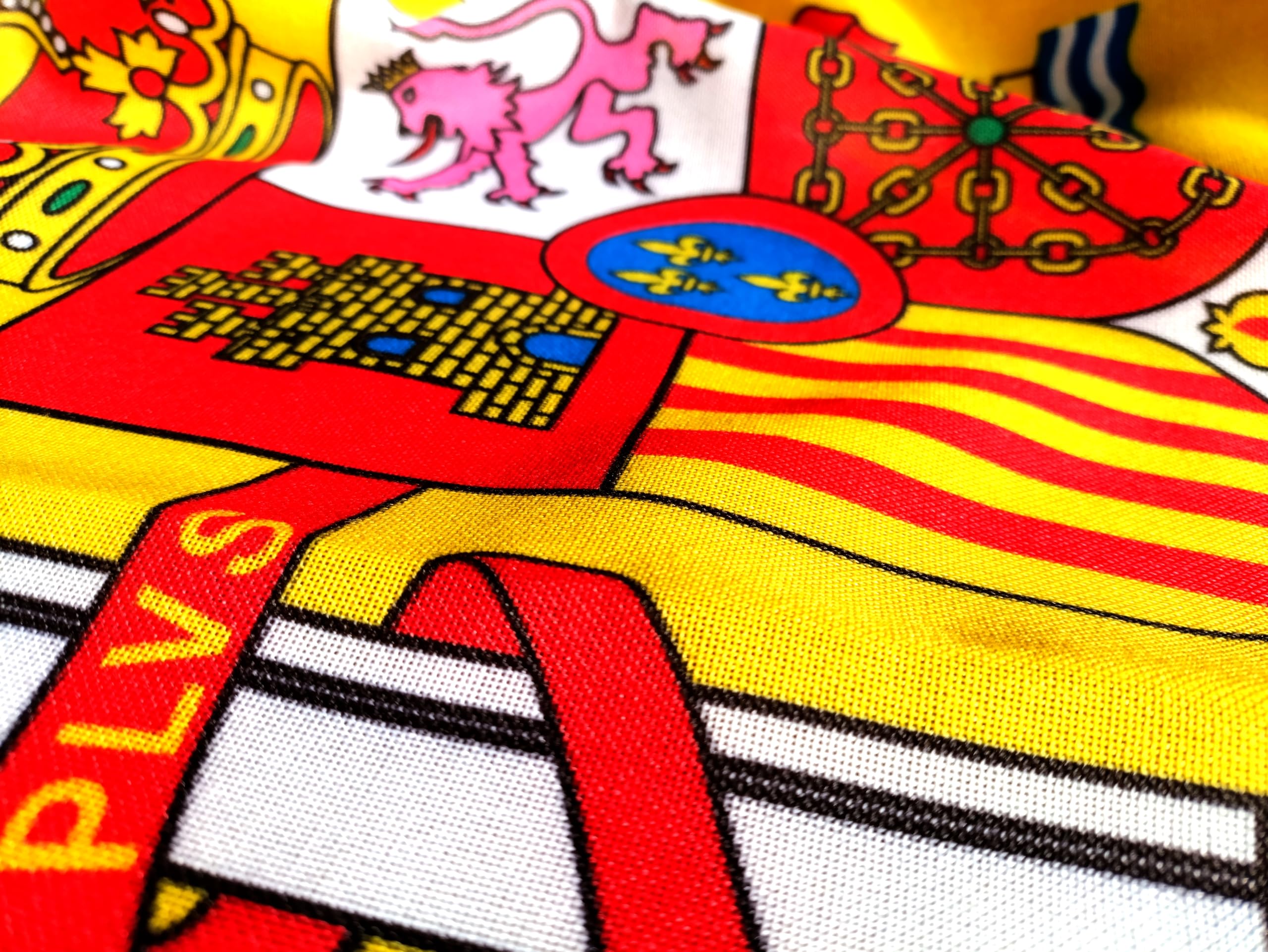 Bandera España, 100 x 150 cm con ojales: tela para banderas navales, 160 g/m²; resistente y apta para todo tipo de condiciones climáticas