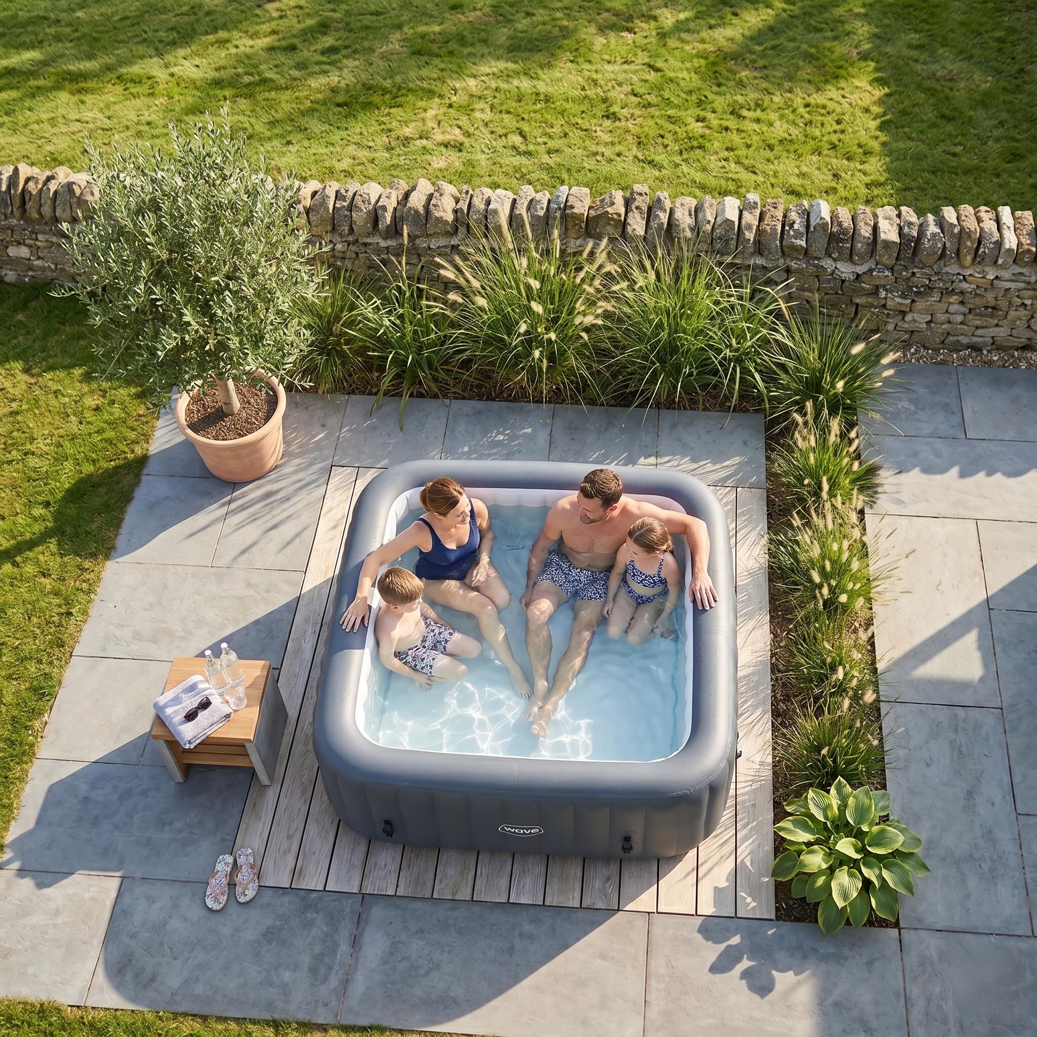 SPA Inflable Wave | Calentador ecológico Integrado | Sistema de Masaje Aquajet | Protección anticongelante | Configuración rápida de 15 Minutos (Pacific, 4 Personas | Gris Oscuro)