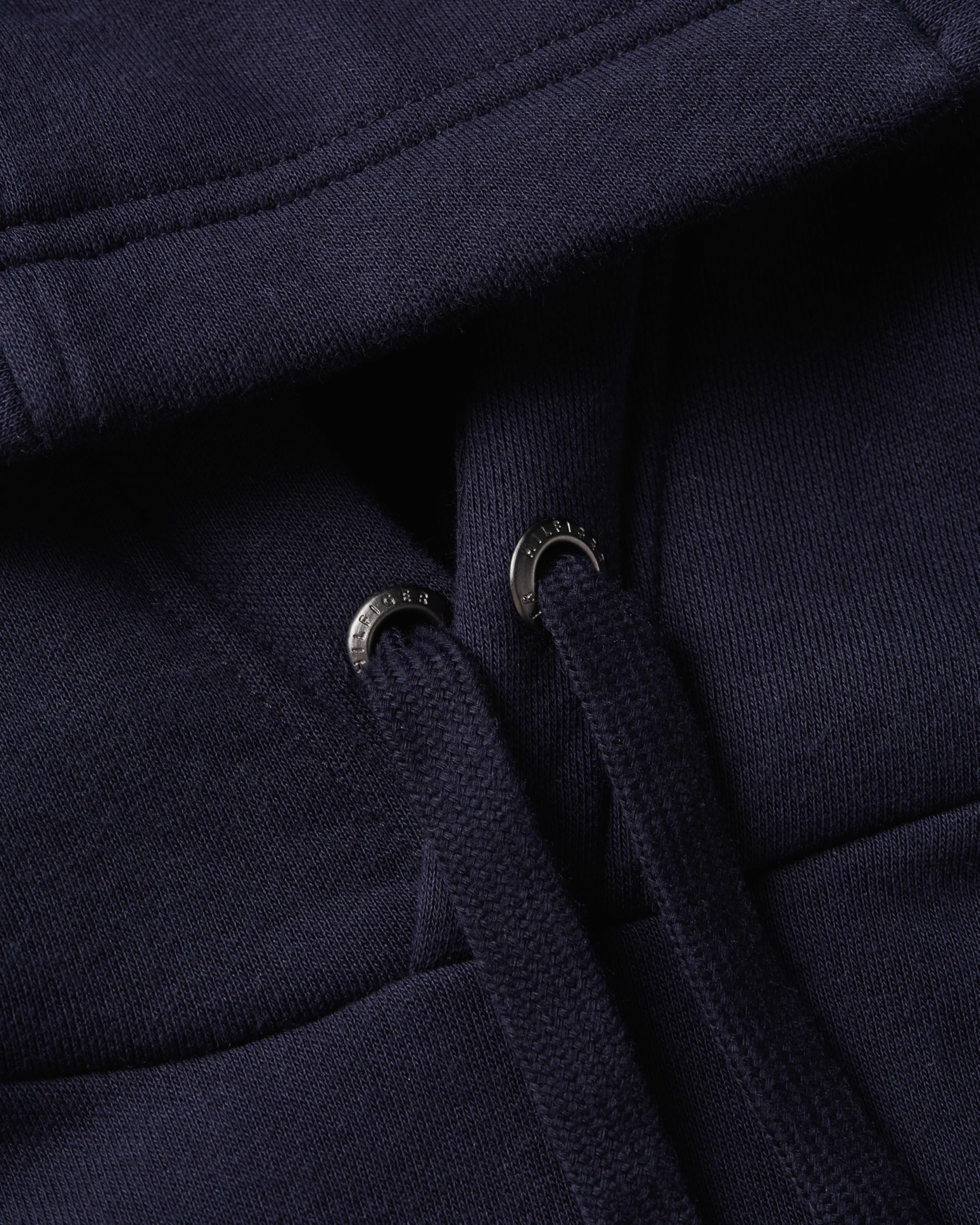 Tommy Hilfiger Bluza z kapturem Mężczyźni Medium Weight Fleece Hoodie Sweatshirt With Signature Stripe Logo