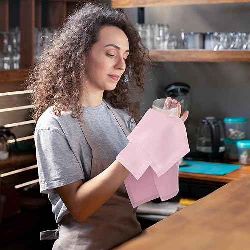 Vista 153 de Utopia Home Paquete de 24 servilletas de tela de 18 x 18 pulgadas, bordes con dobladillo 100% poliéster, lavables y reutilizables, ideales