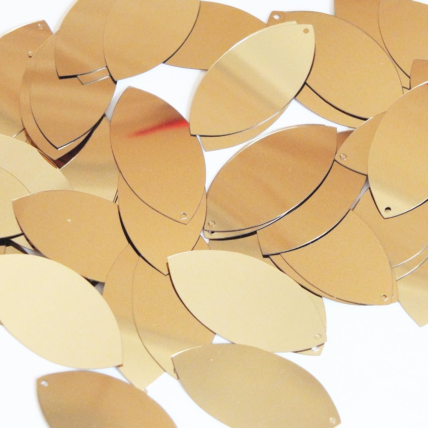 Navette Leaf Sequin 1.5 Pale Gold Metallic Couture Paillettes
