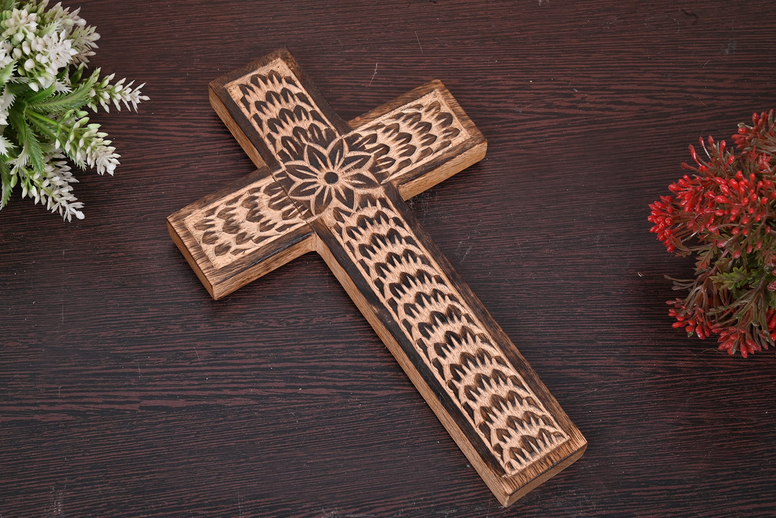 Samhita Mango Wood Wall Cross, Jesus Christ Floral Carving Family Cross Decor,Home Decoration (10