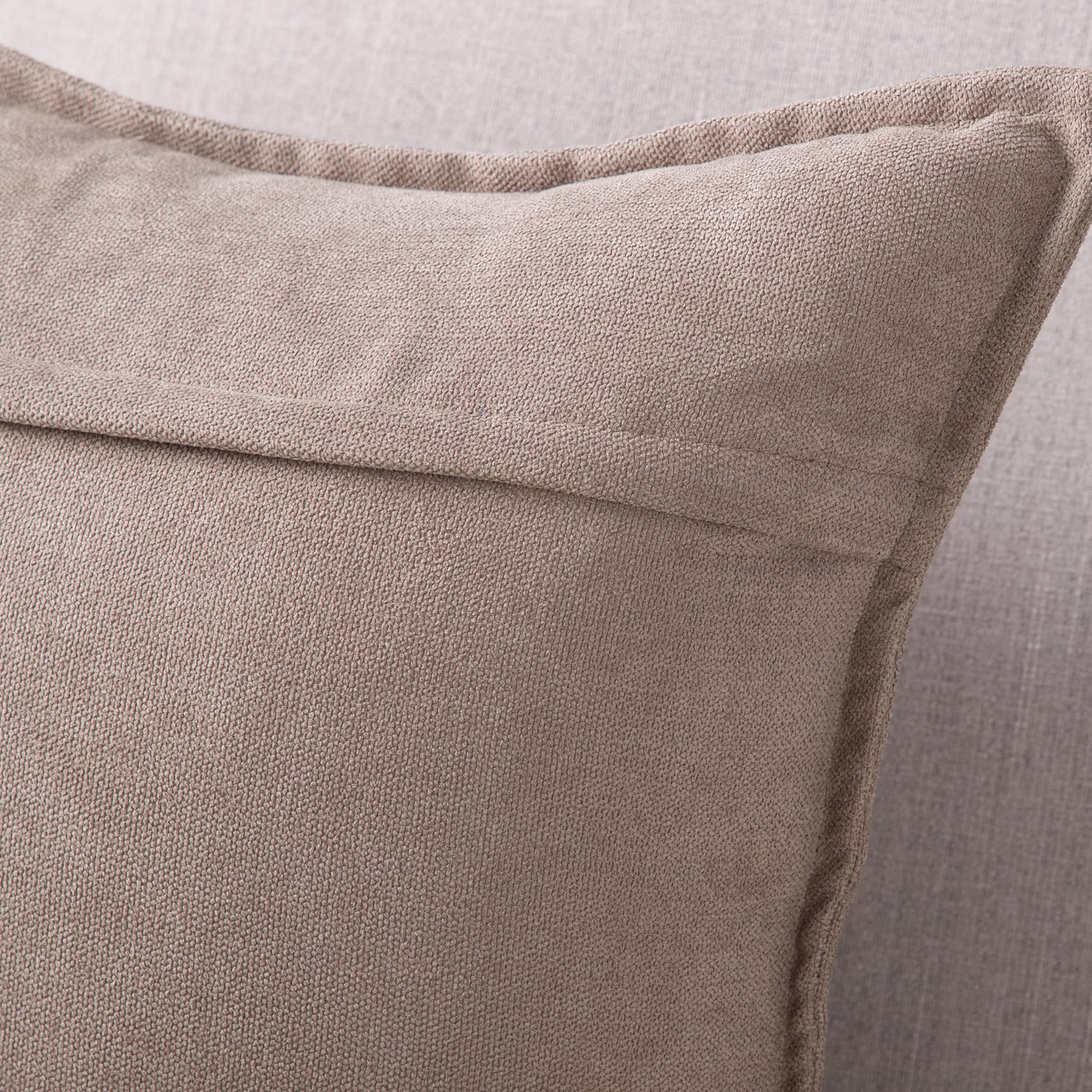 MADIZZ 2er Set kurzen Chenille Zierkissenbezüge weicher dekorativer Kissenbezug für Sofa, Schlafzimmer Kissenhülle Helltaupe 40x40 cm Quadrat