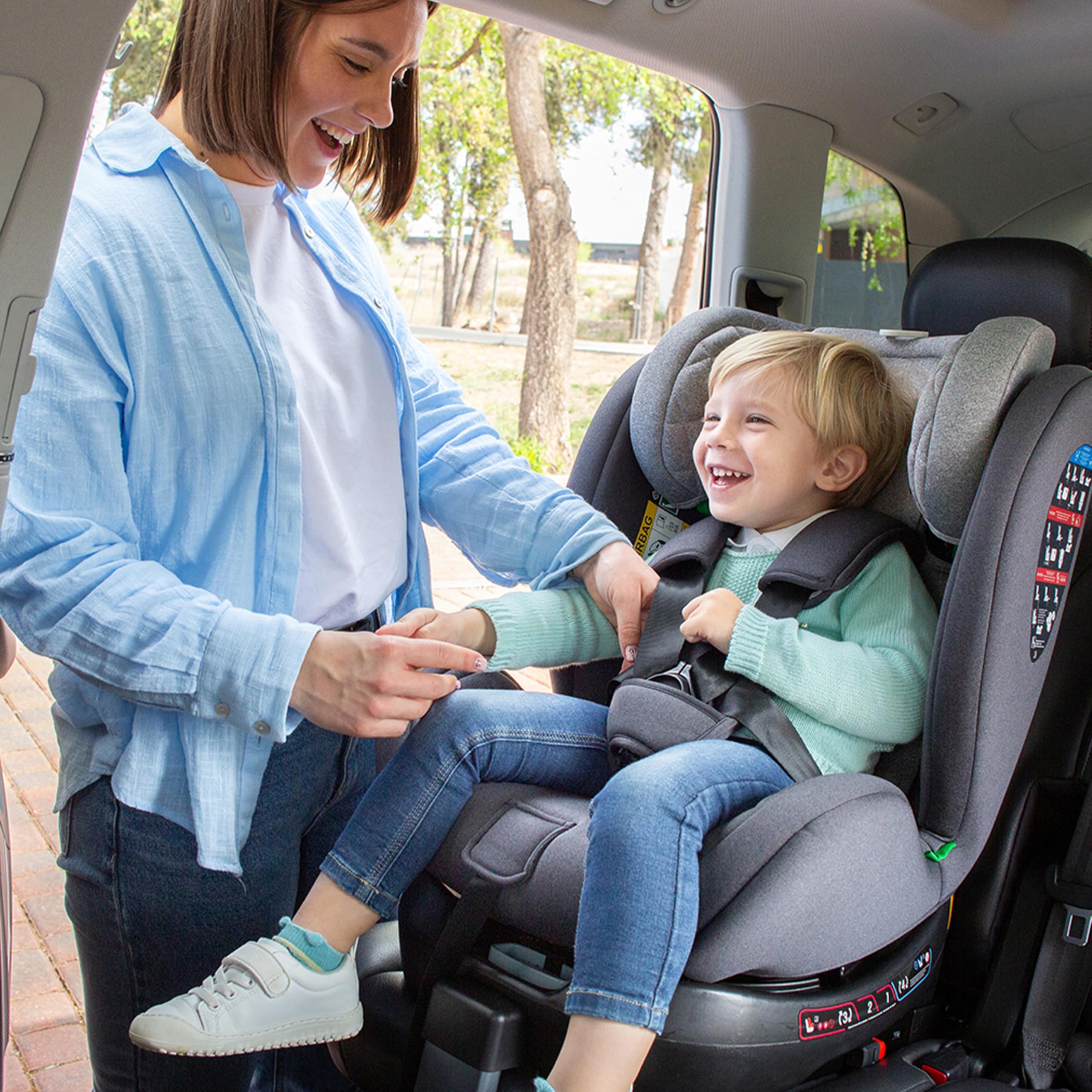 Interbaby Silla Coche Bebé Sella i-Size ISOFIX 360° Grupo 0+1+2+3 (Negro) | Silla auto giratoria 360 reclinable 40-150 cm, reductor recién nacido, protección lateral SIP, reposacabezas regulable