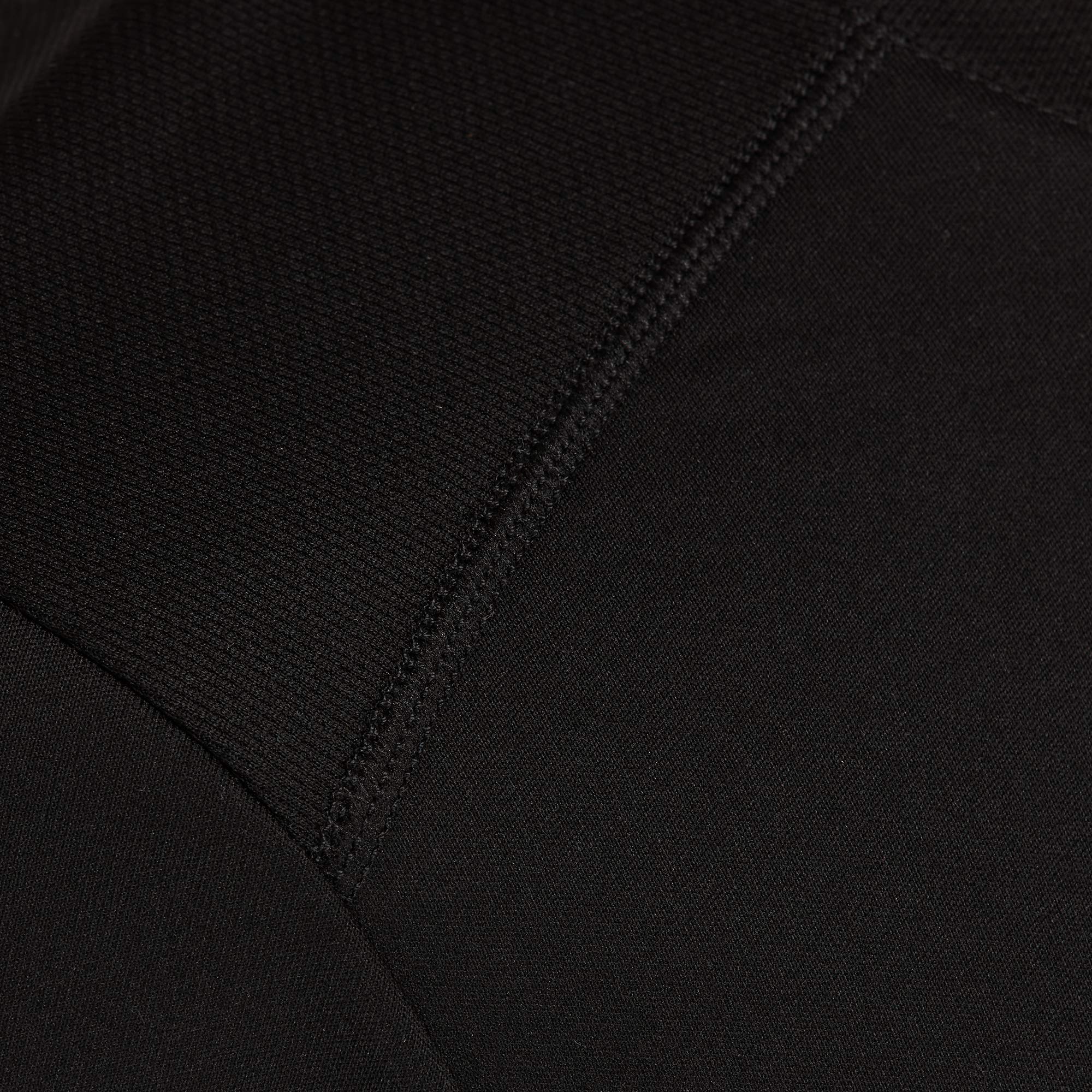 TAO. Einfach Laufen. Atmungsaktives Laufshirt für Herren | Nachhaltig & fair Pino Black