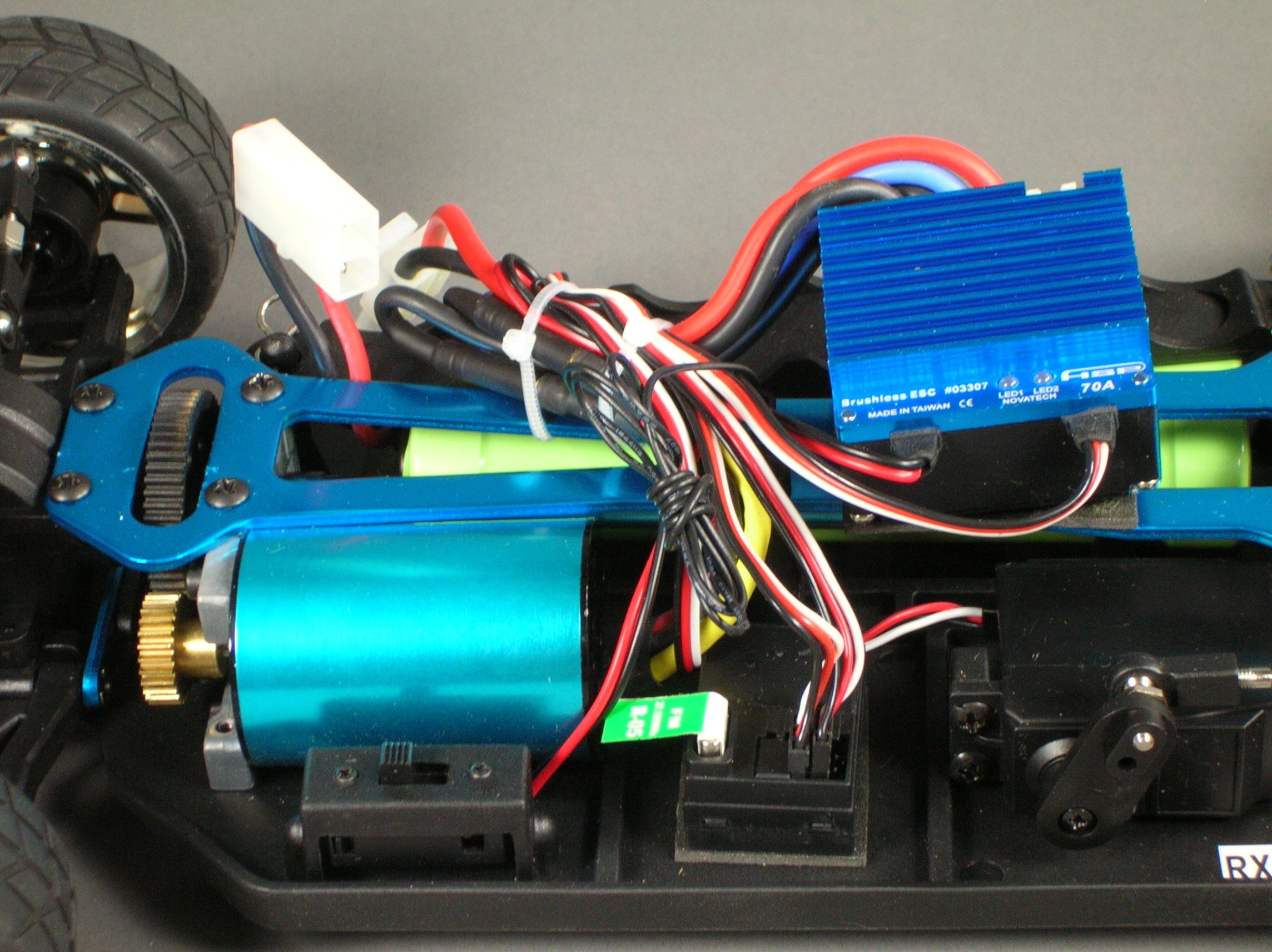 Amewi - Macchina telecomandata Kasa PRO, Automobile, Scala: 1:10, 2.4 GHz, Motore brushless