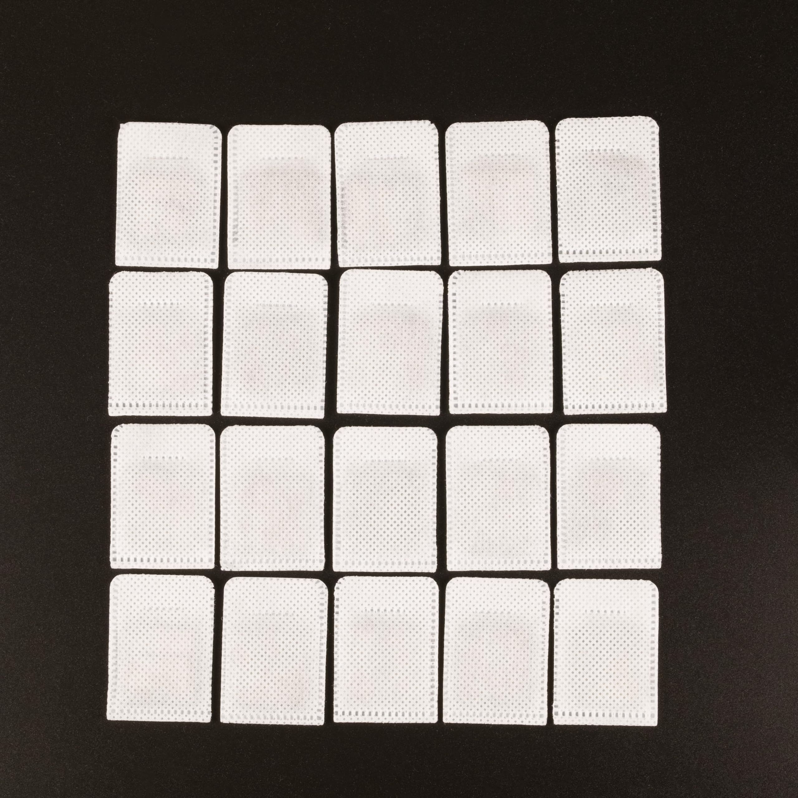 Shelver Curtain Weight, Fabric Covered Lead Weight Square, 13g/square (20)