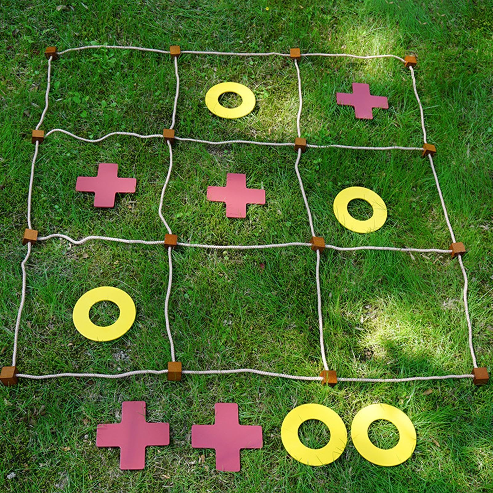 Gioco Gigante Tris & Lancio Esterno: Giardino XXL Per Bambini Famiglia - Coordinazione Occhio-Mano - Compatto E Portatile (Legno, 90x90cm)