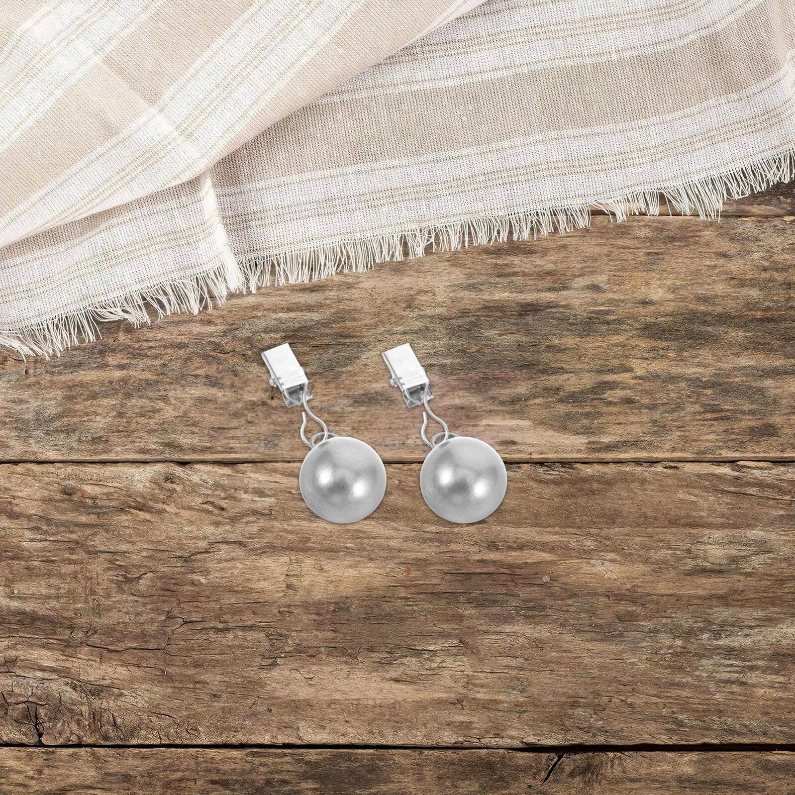 4 Pezzi Clip Fermatovaglia in Acciaio Inox Sfera Antivento per Esterni e Interni Fermatovaglie Resistenti per Picnic Patio e Eventi Supporto per Tovaglie e Coperture Tavolo