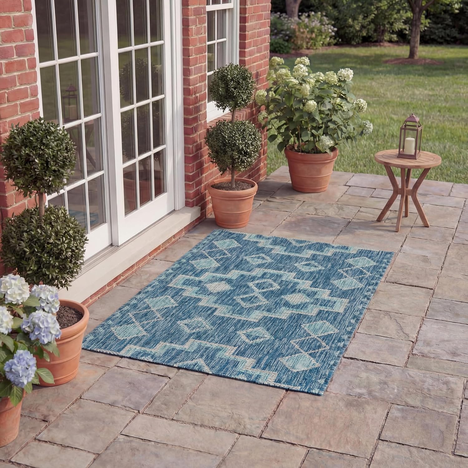 SAFAVIEH Washable Rug Outdoor Courtyard Collection - 2' x 3'7", Navy & Aqua Blue, Non-Shedding & Easy Cleaning, Ideal for Patio, Front Door, Entryway, Doormat (CY8533-39421)