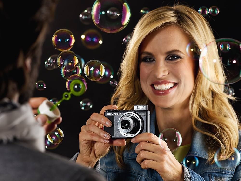 Amazon | OLYMPUS デジタルカメラ STYLUS XZ-10 1200万画素 裏面