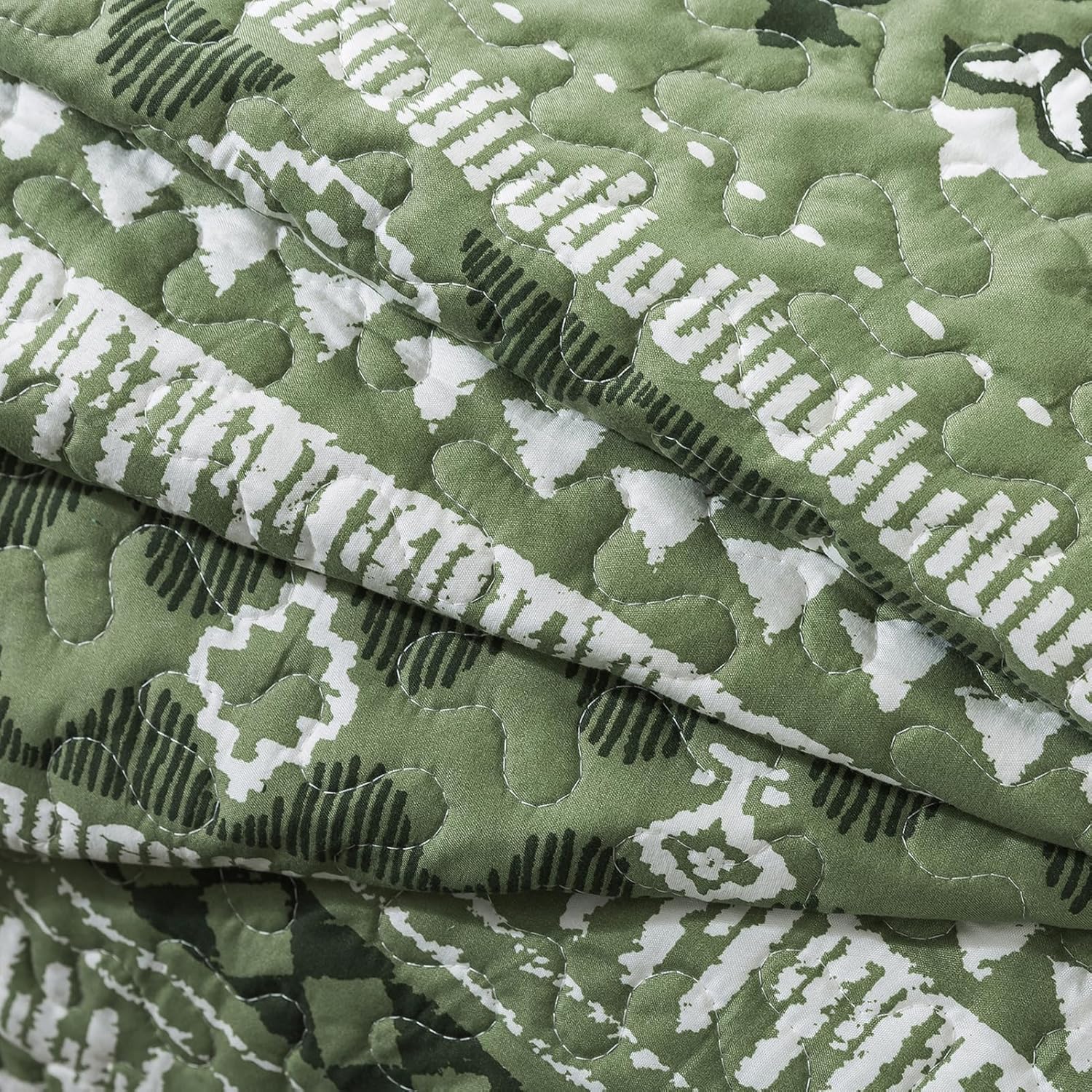 TWINRUN Boho California King Quilt, 3 Piece California King Quilt Sets (108 x 118 Inch), Boho Style Oversized King Bedspread, Lightweight Sage Green Quilt, Striped Print Coverlet for All-Seasons - Image 9