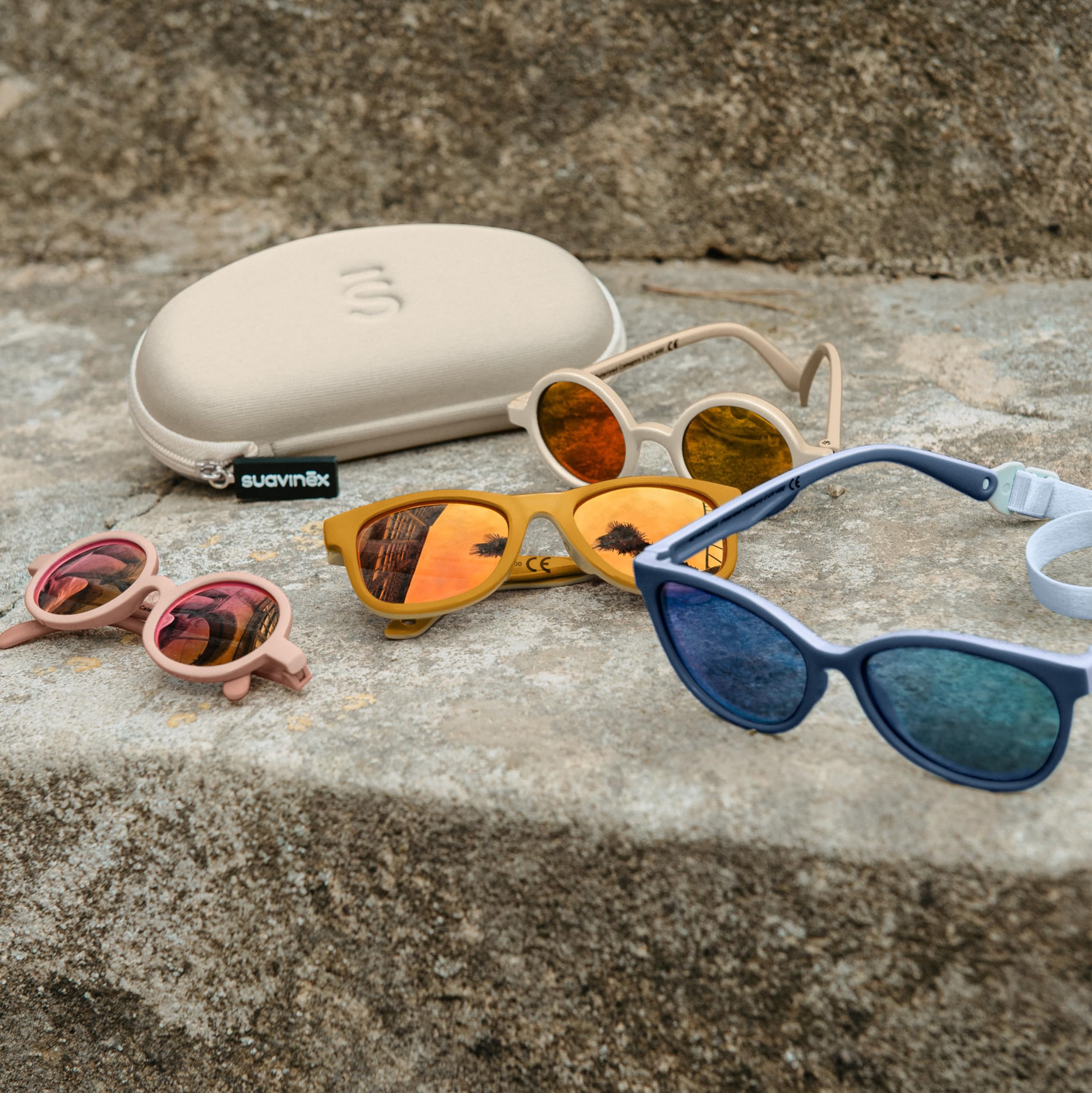 Suavinex Sonnenbrille für Babys von 0 bis 12 Monaten, polarisiert, mit UV400-Filter, Cat. 3, 100 % UVA- und UVB-Schutz, mit Hülle, sehr flexibel und leicht