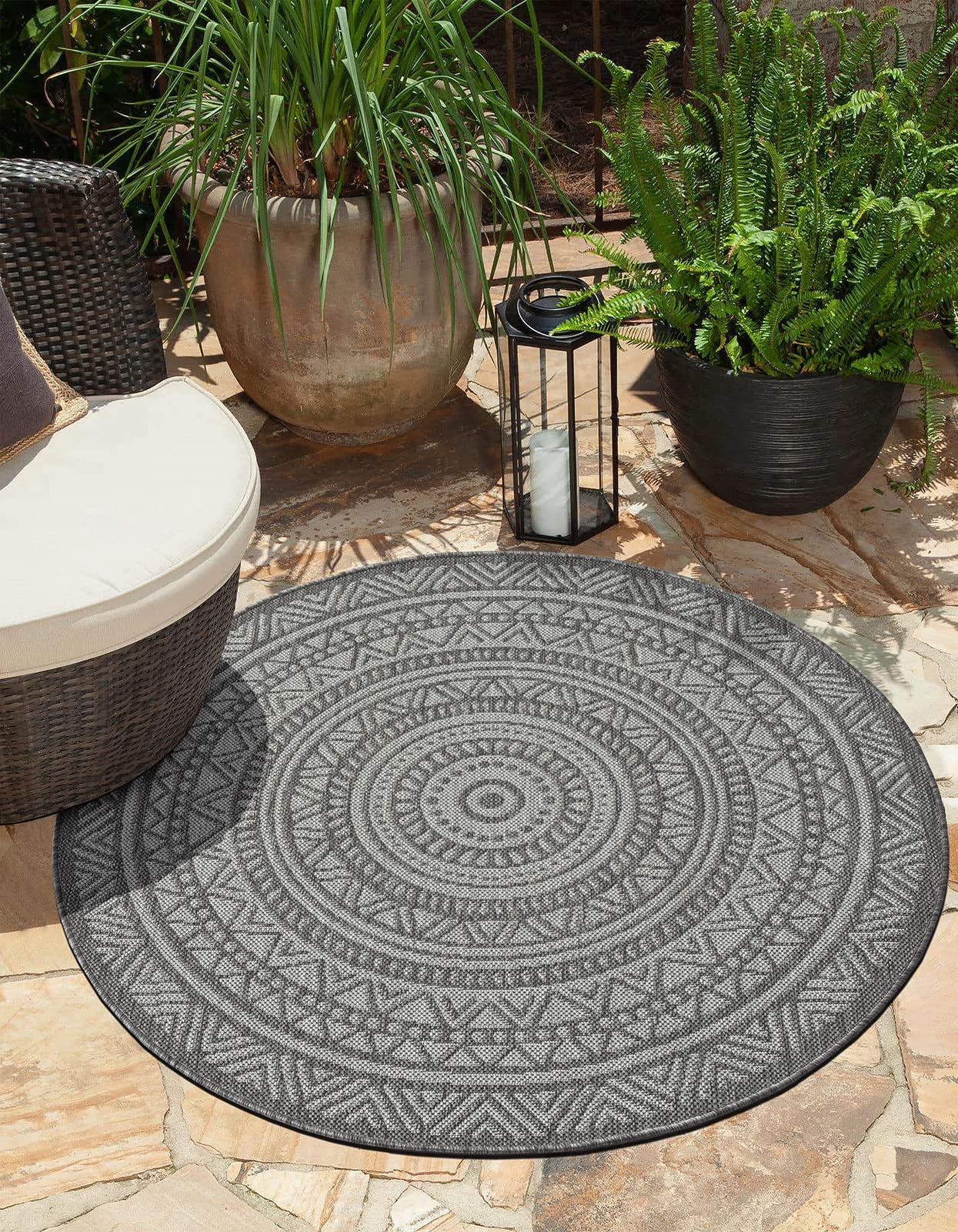 the carpet Mistra โ durable and modern rug, robust and easy to maintain, suitable for indoor and outdoor use, living room, ideal for kitchen, hallway and conservatory, Anthracite, 160 cm Round โ image 1