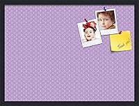 Vista 375 de PinPix Tablero de anuncios de corcho de 20 x 14 pulgadas. Este tablero decorativo enmarcado viene con diseño de círculos B W y un marco negro