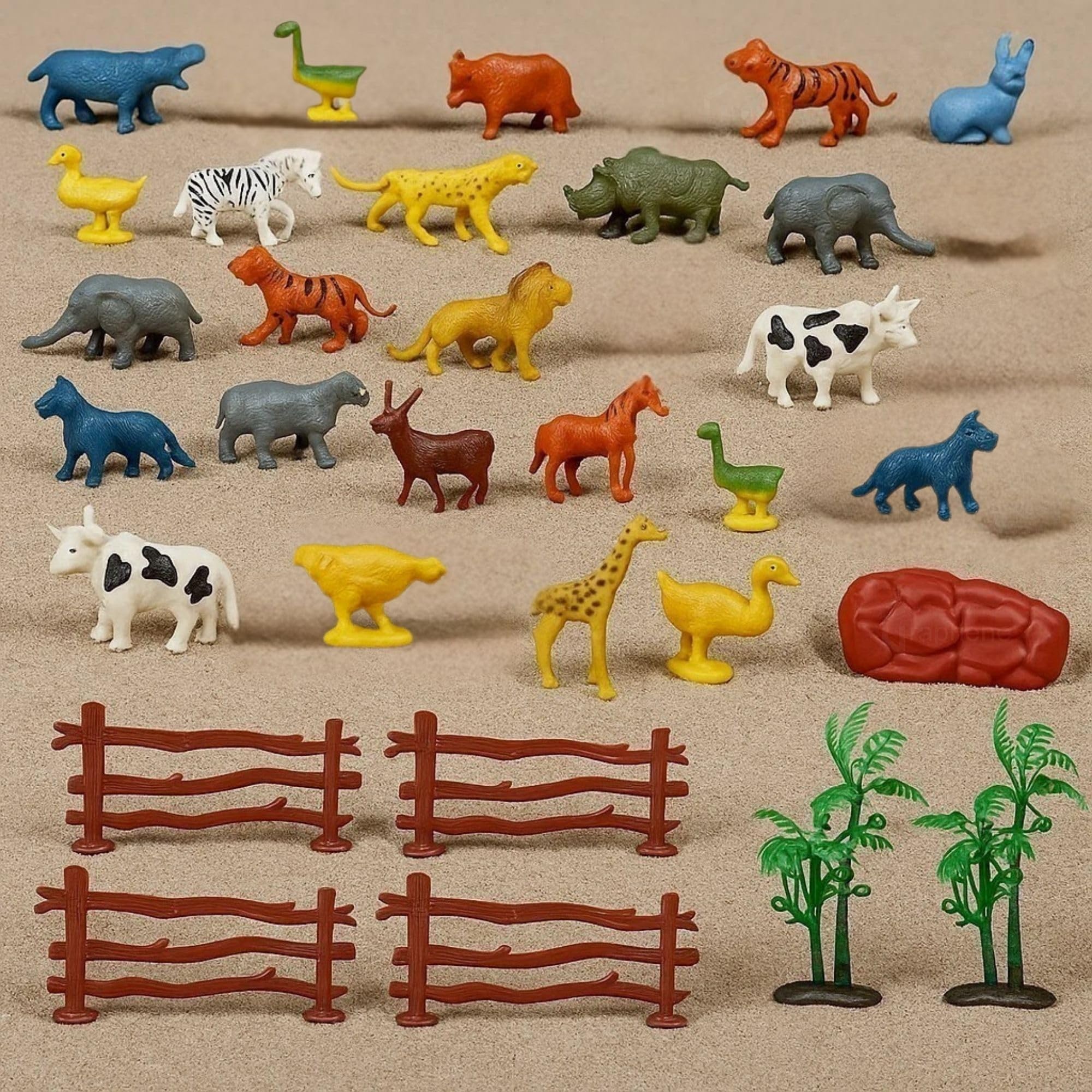 GRAPHENE 31 Pcs Animal Figure Mini Jungle Toys Set Farm Cartoon