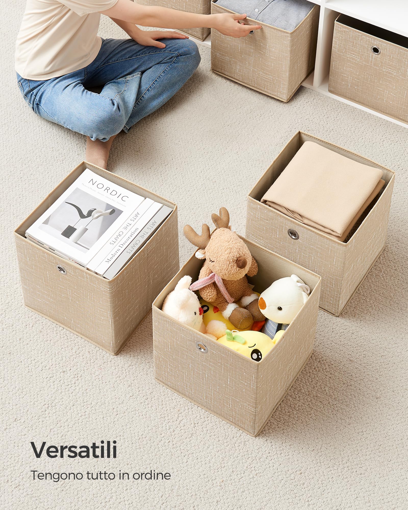 SONGMICS Scatole Portaoggetti, Set di 6 Contenitori in Tessuto Non Tessuto con Manico, 30 x 30 x 30 cm, Unità di Organizzazione, per Scaffale, Pieghevoli, Porta Abiti, Beige Sabbia RFB006K03