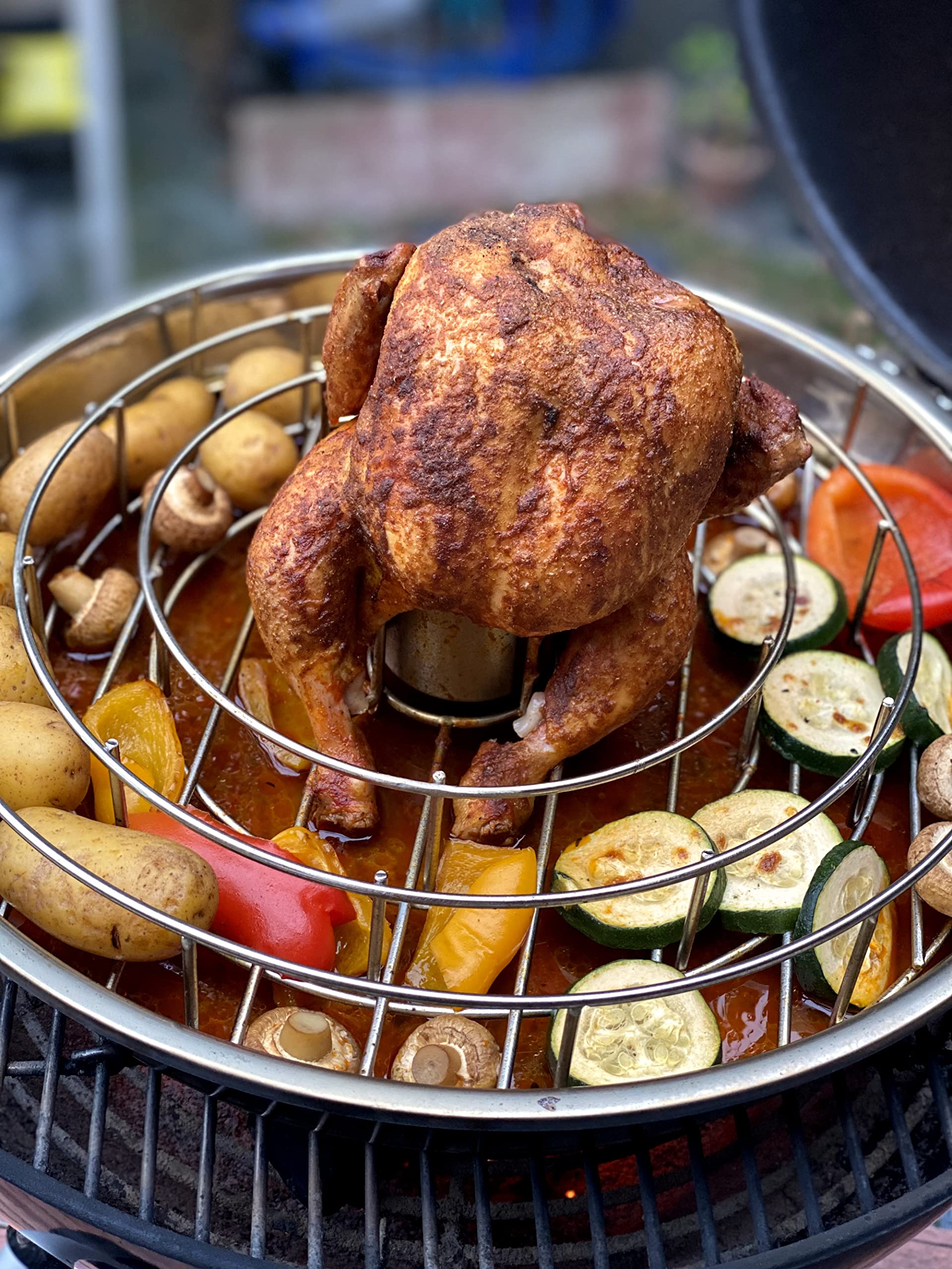 BBQ-Toro Uchwyt na żeberka i udka kurczaka 3 w 1, ze stali nierdzewnej, z tacką na ścinki, z aromatycznym stożkiem, uchwyt na żeberka do sparribs | uchwyt na udka kurczaka z tacką ociekową