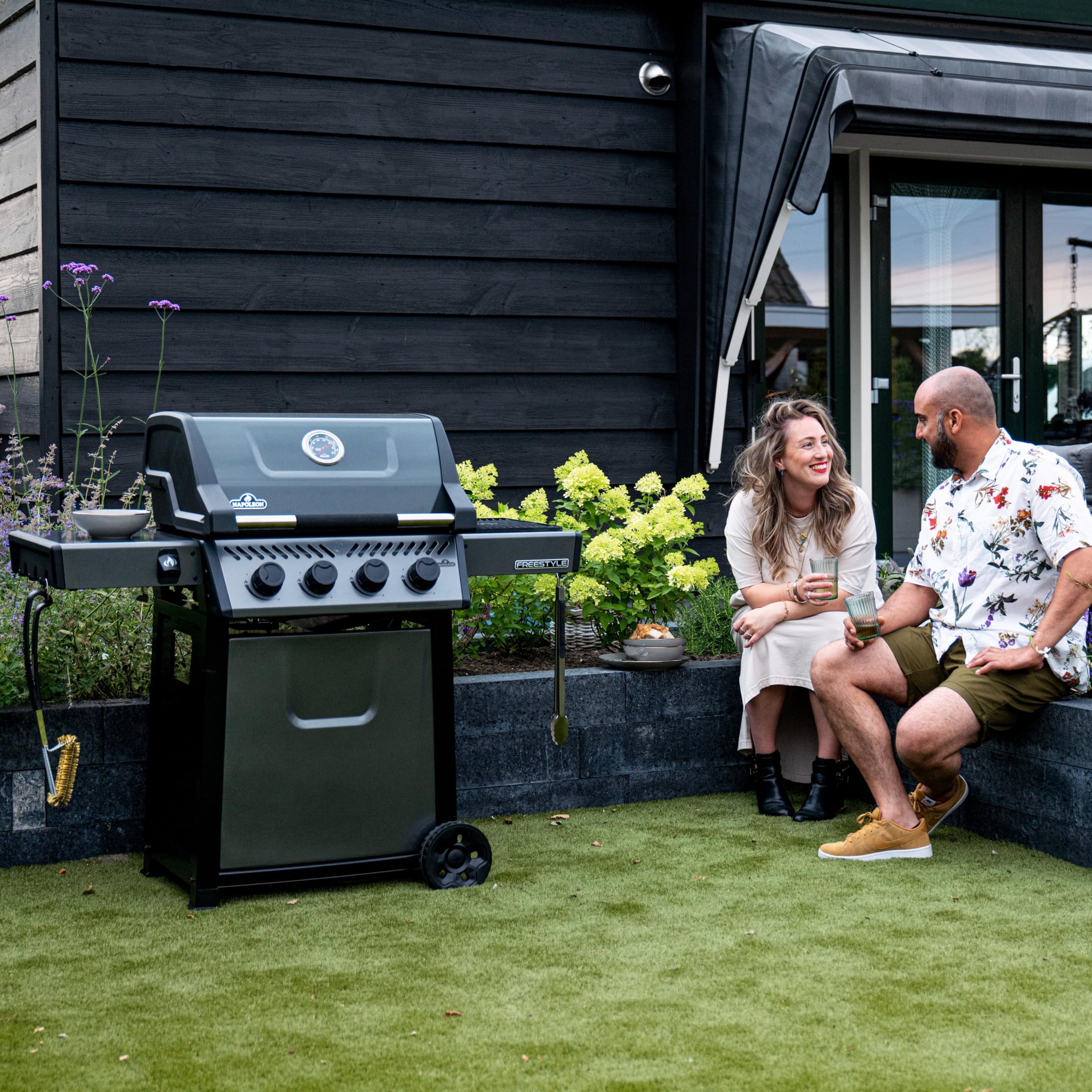NAPOLEON Barbecue gaz Freestyle 4 brûleurs