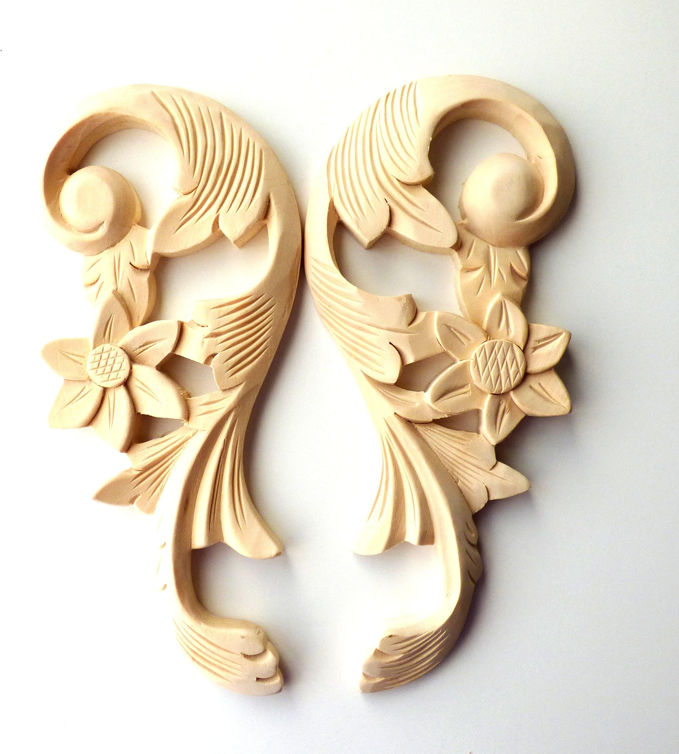 8"W X 3-1/2"H X 1/2"TH , Hand Carved Wood Acanthus Scroll Coner Applique Onlay Corbel (Pair L&R)