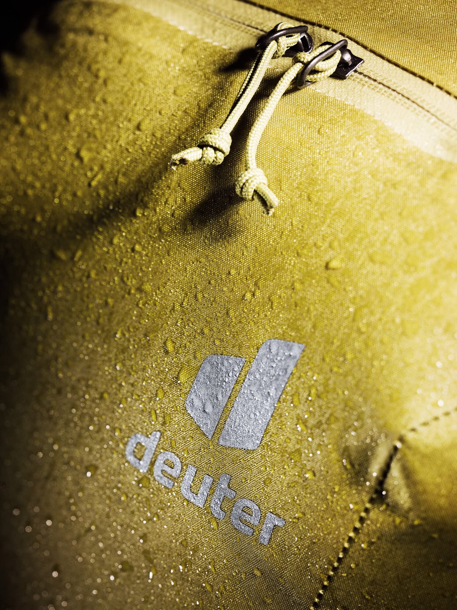 Deuter Plamort 12 Mochila impermeable para bicicletas