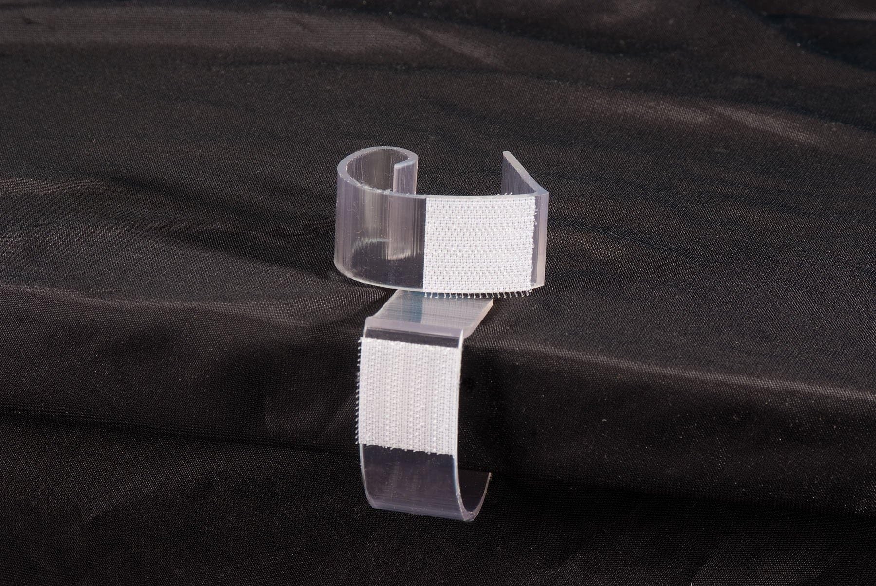 Table Skirting Clips 50 Per Package 1" Wide