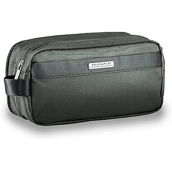 briggs & riley baseline deluxe hanging toiletry kit