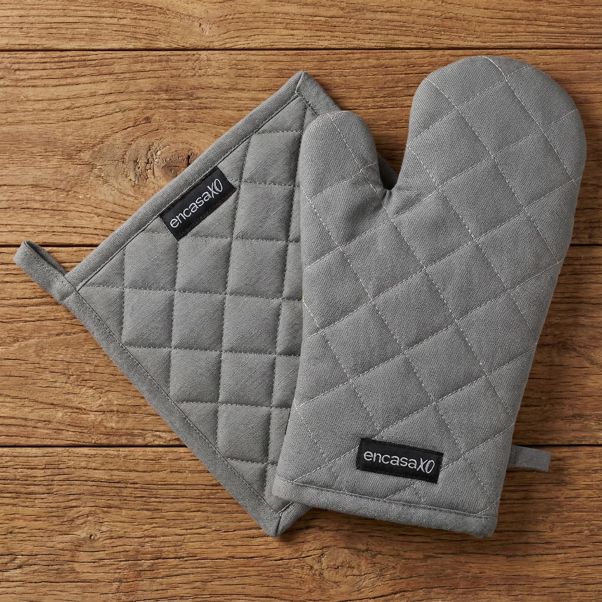 Encasa XO Heat Resistant 100% Cotton Oven Glove & Potholder Set with Loop, Kitchen Cooking Mittens, Microwave Safe Hot Pads - Grey, 18x30 cm, (Pack of 2)
