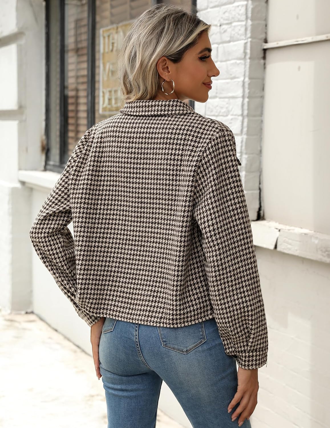 Zeagoo Flannels for Women Cropped Shacket Jacket Fashion Plaid Fall Coat
