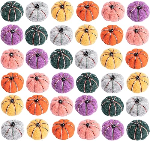 Sfcddtlg 36 pompones de calabaza de fieltro pequeño de Halloween, 9 colores, mini calabazas de fieltro de lana hechas a mano para manualidades,