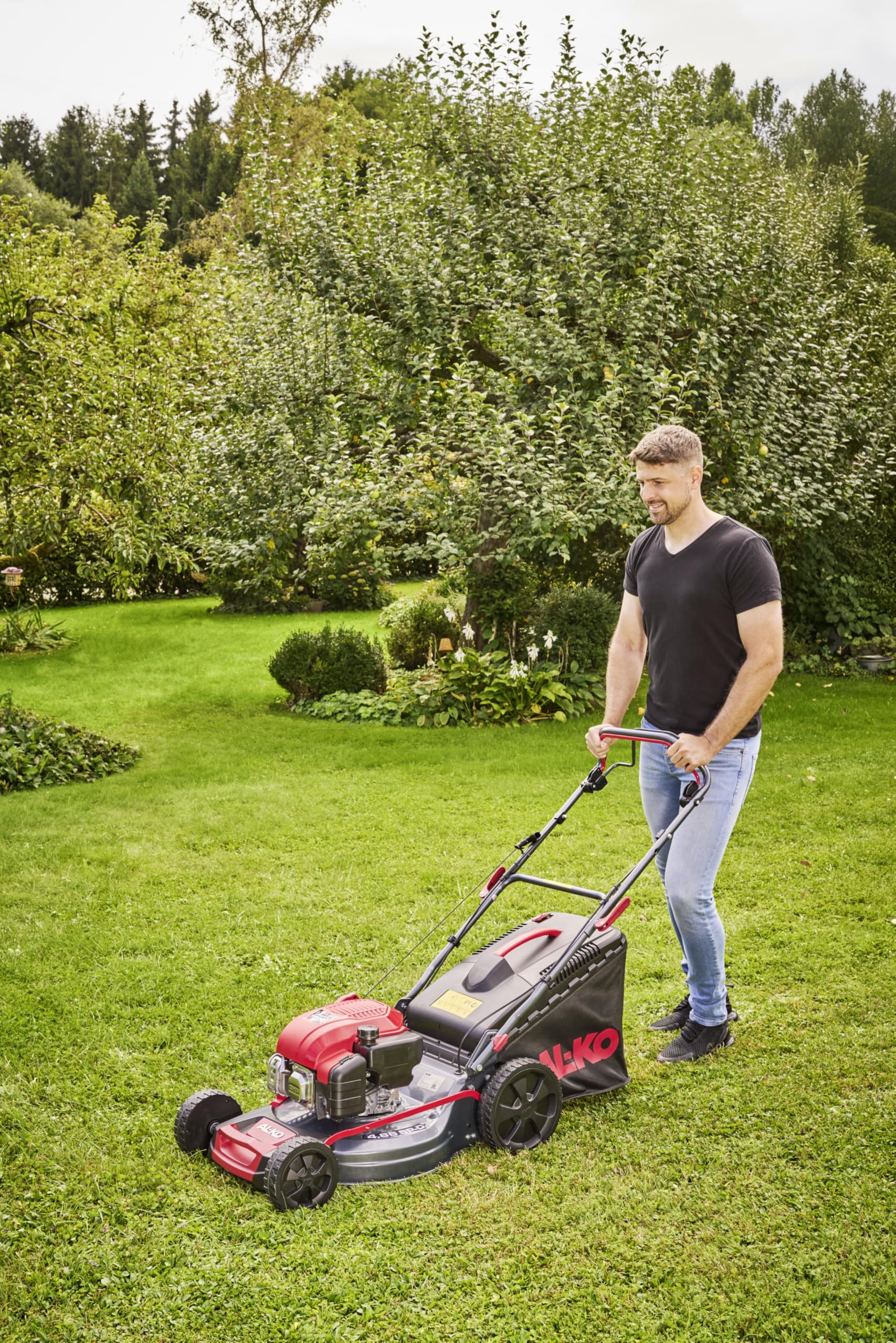 AL-KO Benzin-Rasenmäher Easy 4.66 SP-D, 46 cm Schnittbreite, 2.4 kW Motorleistung, 1-Gang Radantrieb, 4INONE function, Stahlblechgehäuse, für Rasenflächen bis 1400 m²