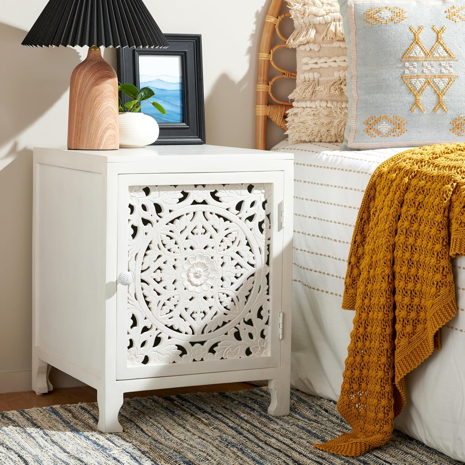 SAFAVIEH Home Collection Reimu White Wash 2-Shelf 1-Door Nightstand (Fully Assembled)