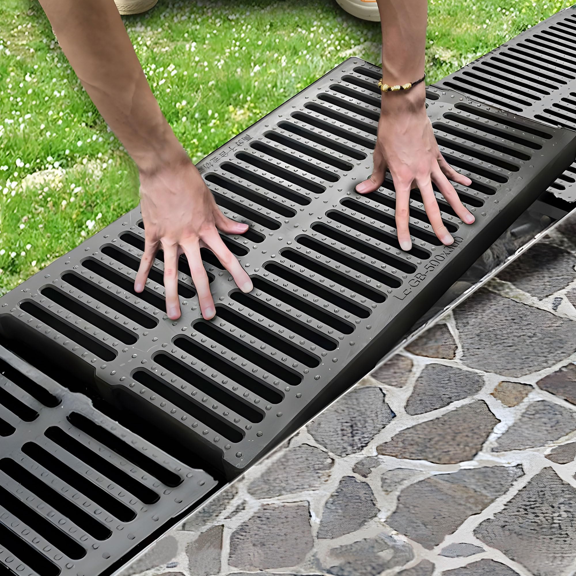 Buy BHWXXMM Outdoor Drain Cover, Garden Drainage Grates,Sewer Grate