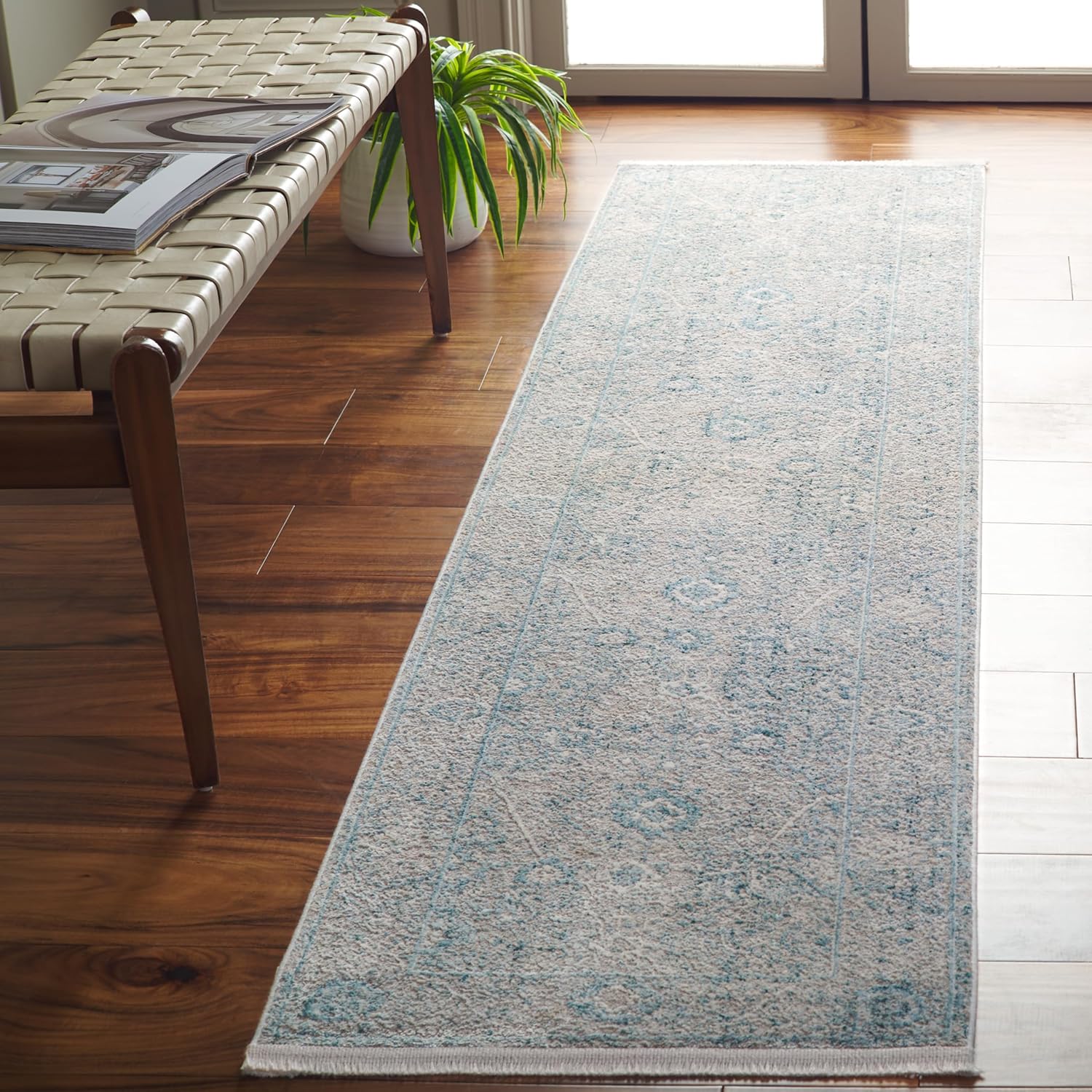 SAFAVIEH Dream Collection Area Rug - 6'7" Round, Grey & Turquoise, Vintage Oriental Distressed Viscose Design, Ideal for High Traffic Areas in Living Room, Bedroom (DRM402J)
