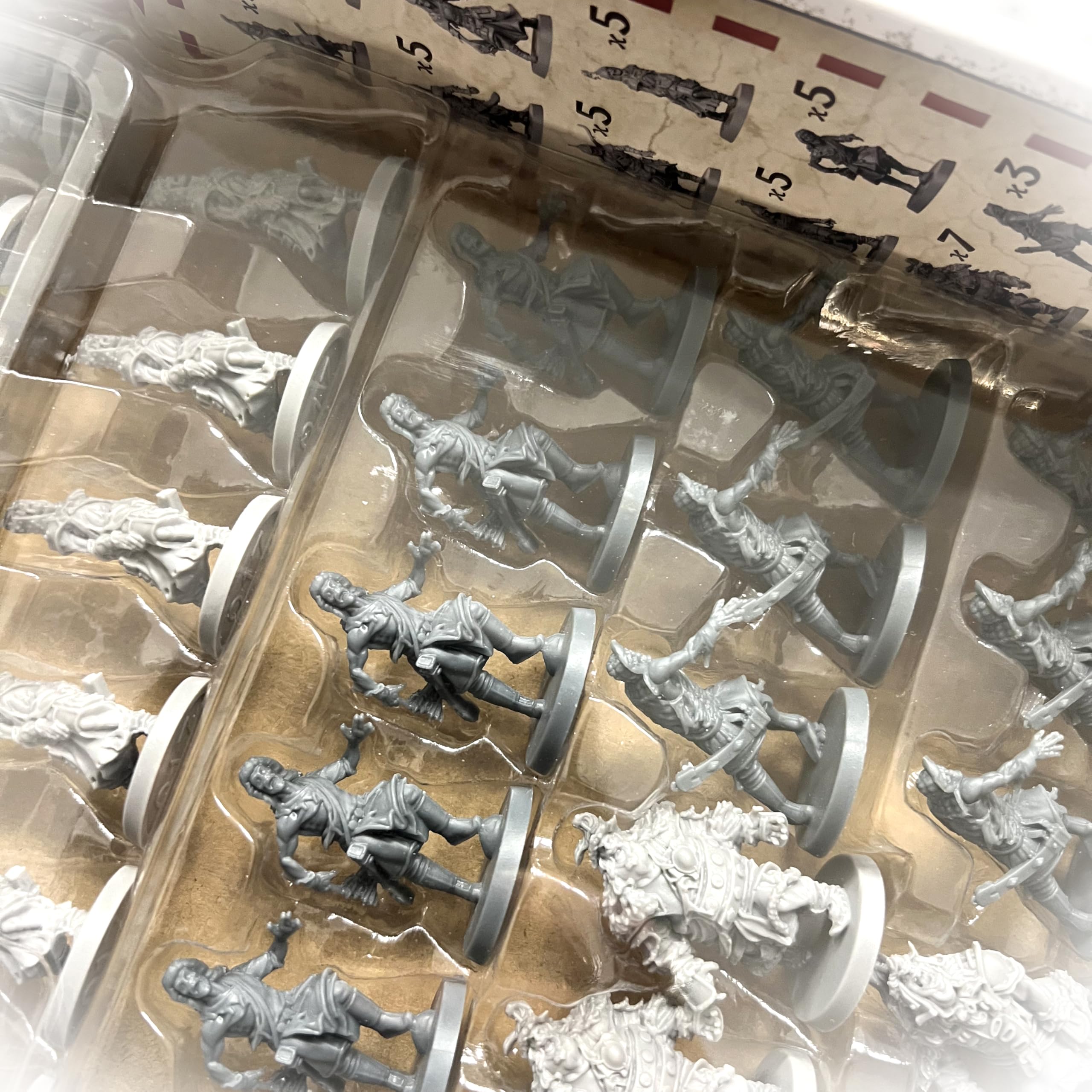 Asmodee - Zombicide White Death, Gioco da Tavolo Cooperativo, 14+ Anni, 1-6 Giocatori, 60 min, Edizione in Italiano