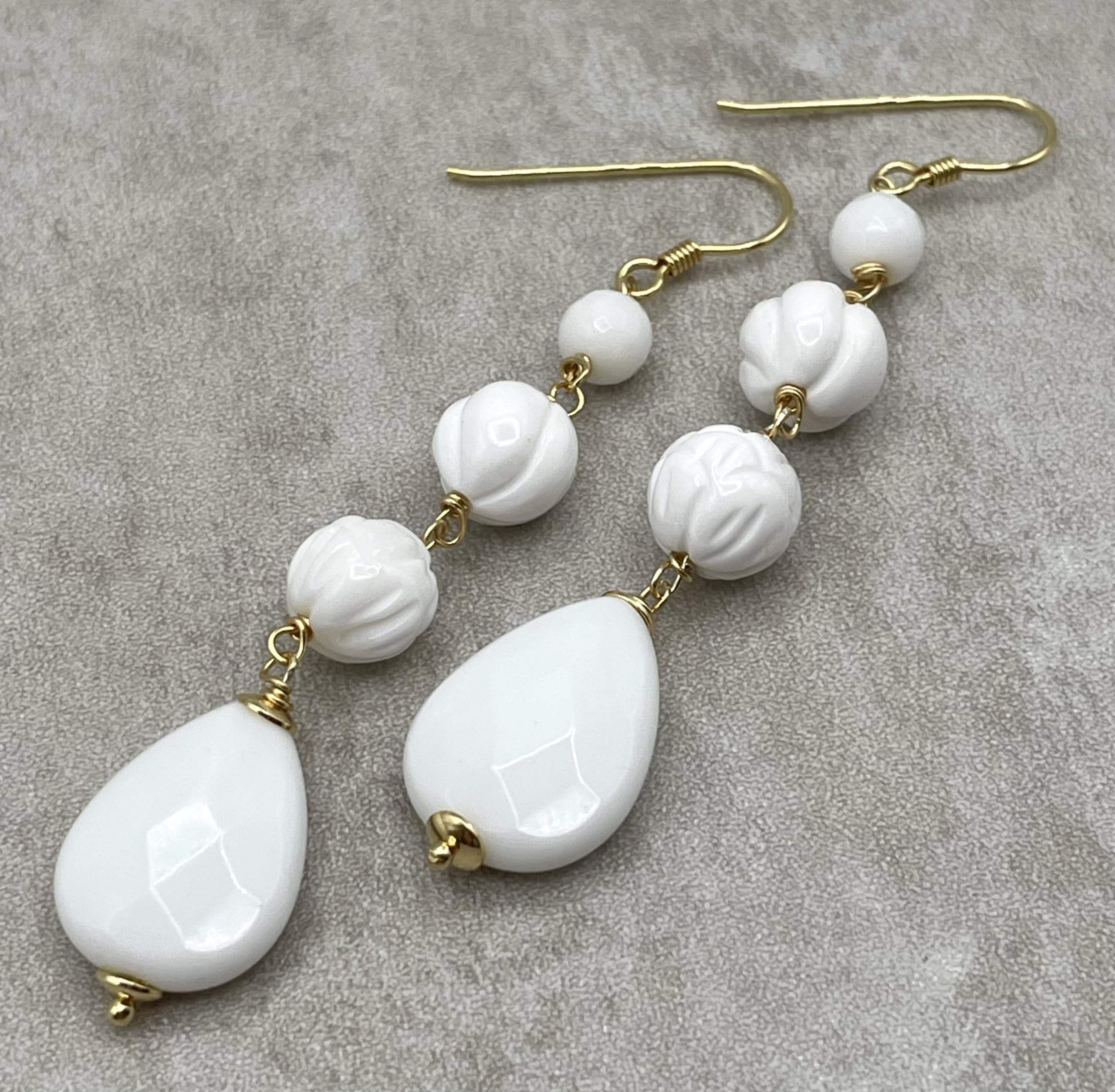 Orecchini con Agata Bianca e Conchiglia, Pendenti Lunghi, Argento 925, Gioielli Pietre Dure, Bijoux Estate, Regalo Compleanno per Donne