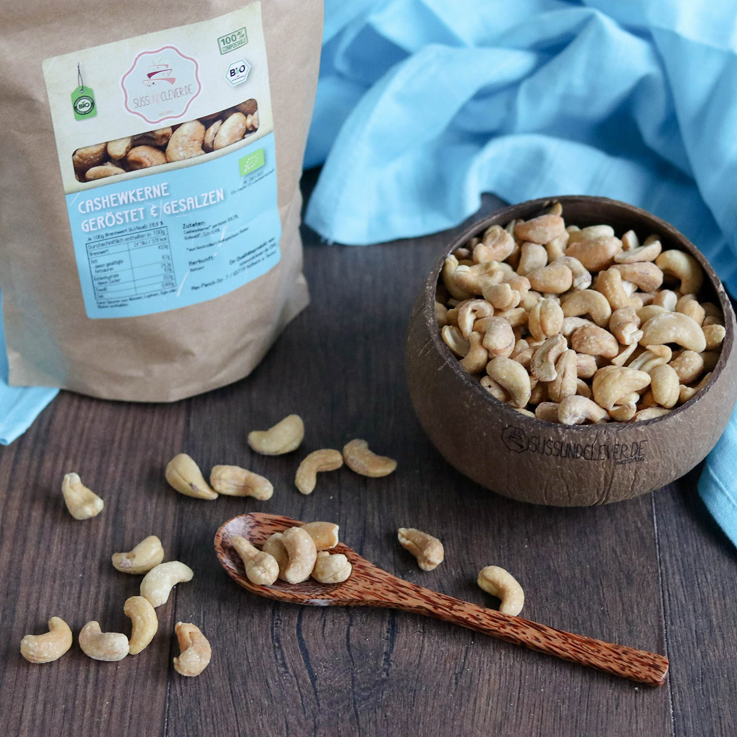 süssundclever.de® Bio Cashewkerne | geröstet & gesalzen | 1,0 kg | ganze Cashews | plastikfrei und ökologisch-nachhaltig abgepackt