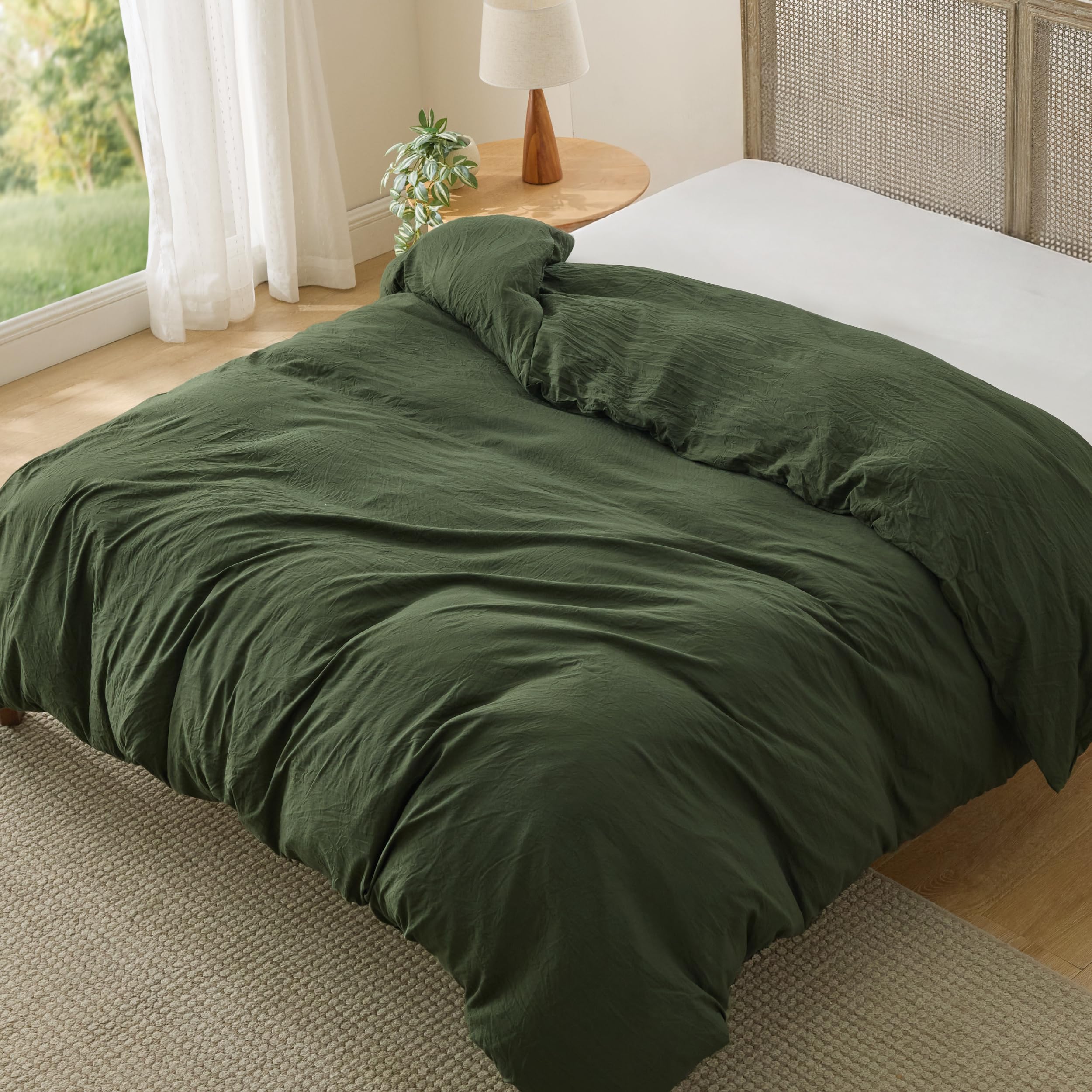 Bedsure Olive Green Duvet Cover Queen Size Only - Prewashed Cotton-Like Polyester Extra Soft All Season Bedding, Includes 1 Duvet Cover 90x90 Inches