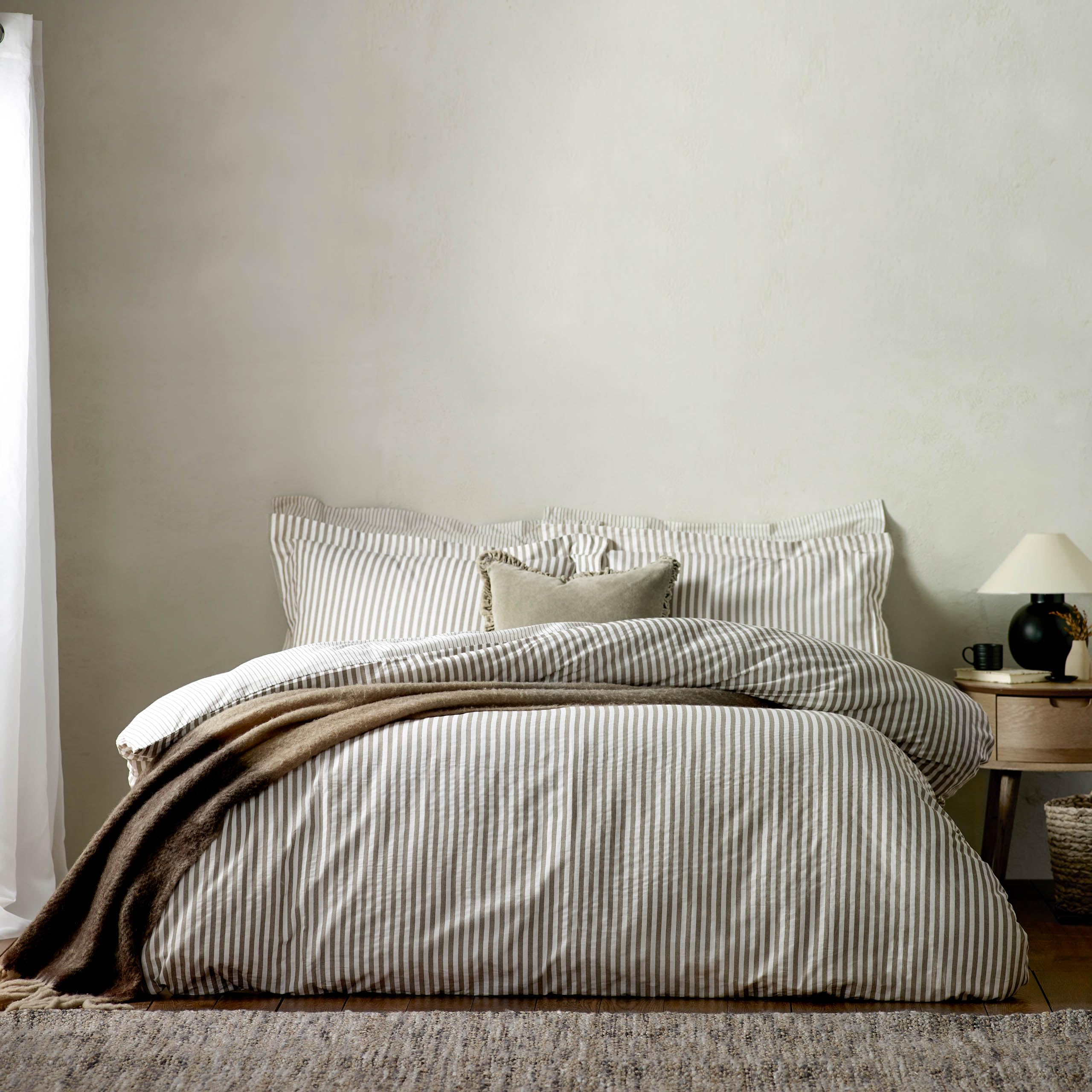 Yard Mole Furn. Hebden 100% Cotton Stripe Duvet Cover Set – Reversible Striped Bedding (, Single)