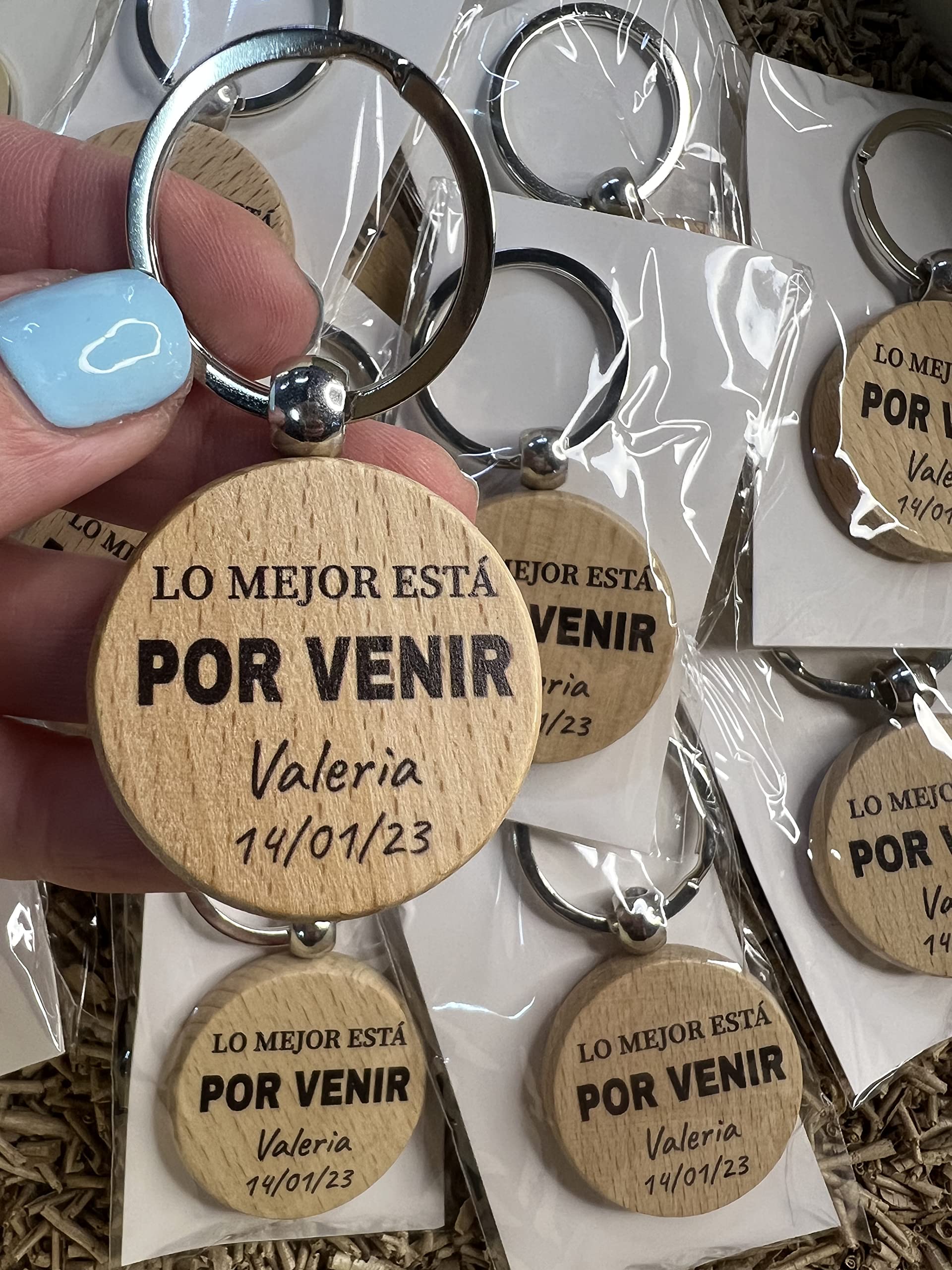 Uvimark - Llaveros de Madera Personalizados - Llaveros Originales - Regalos de Empresa - Detalles de Boda - Comunión - Bautizo