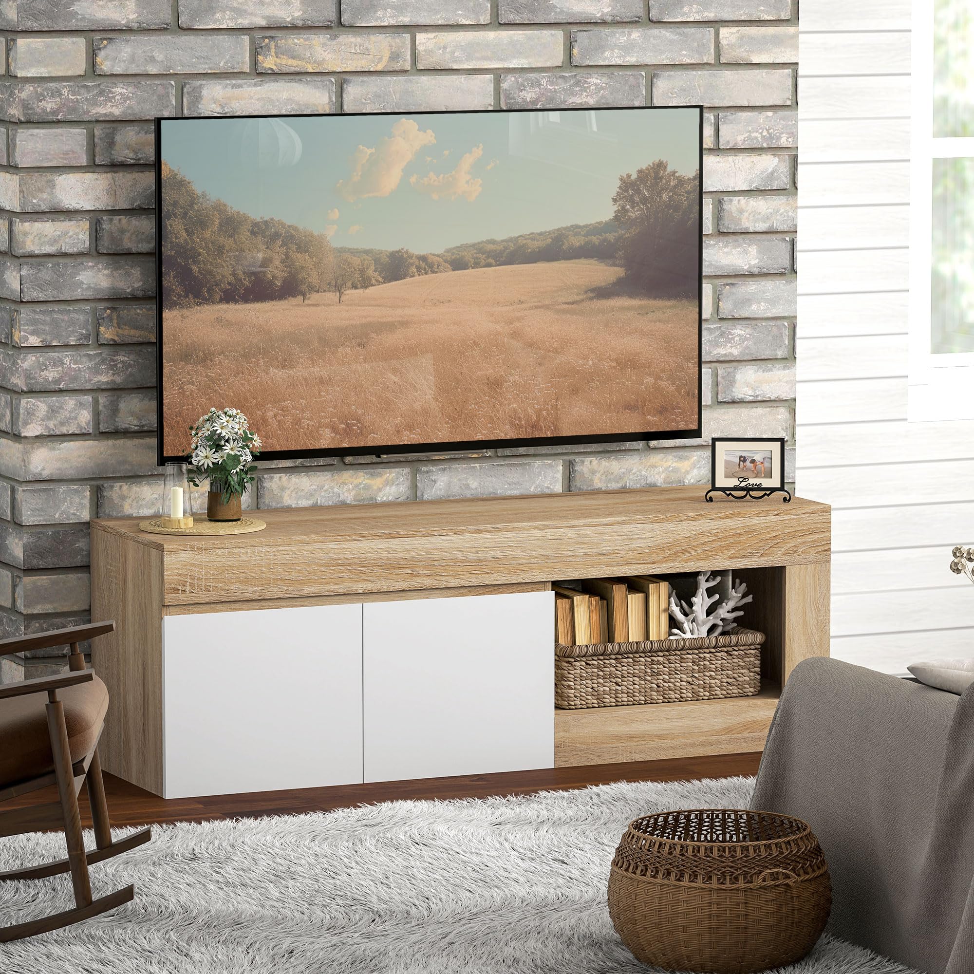HOMCOM Meuble TV 140 cm, Meuble Télé pour Téléviseur jusqu'à 60 Pouces avec 2 Portes à Fermeture Douce et Compartiment Ouvert, Banc TV Moderne pour Salon, Chambre à Coucher, Effet Bois Naturel